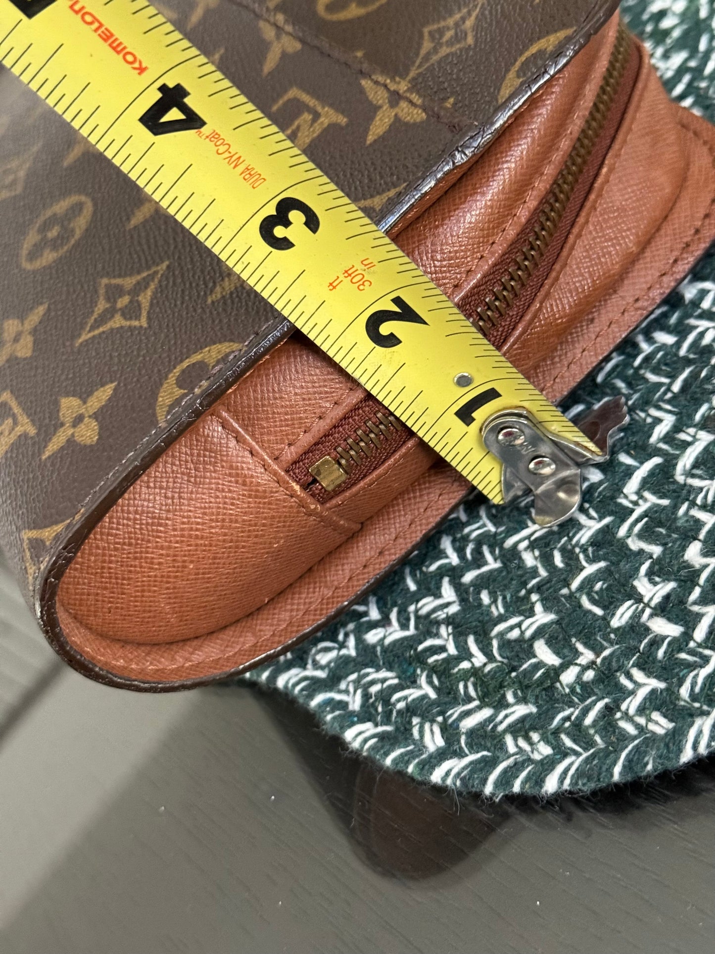 Orsay Clutch ๐๏ธ Year: 1997
