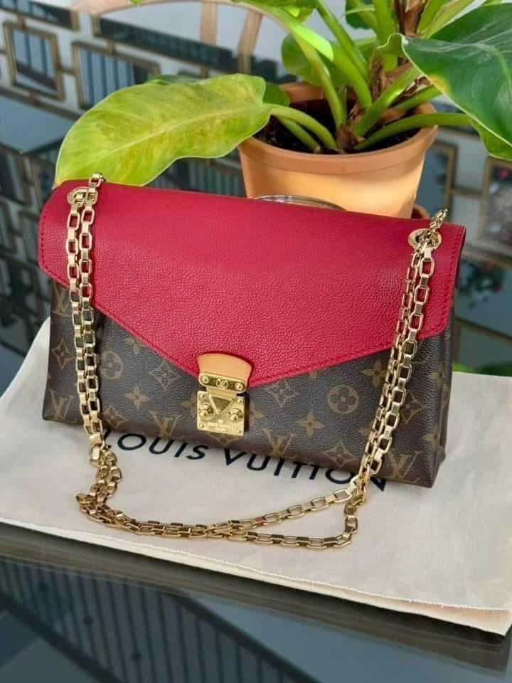 Pallas Chain in Cherry with Dustbag -๐๏ธ Year: 2015