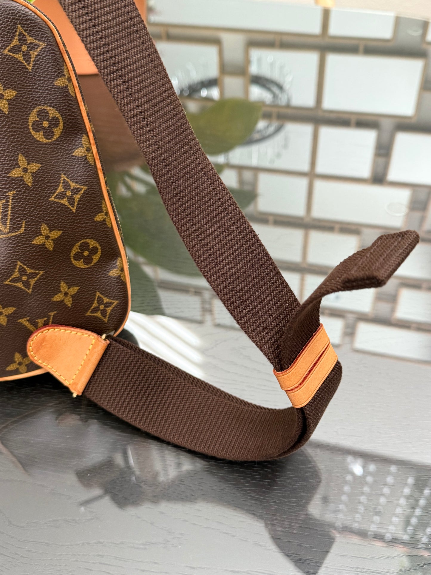 Pochette Gange -Year: 2004