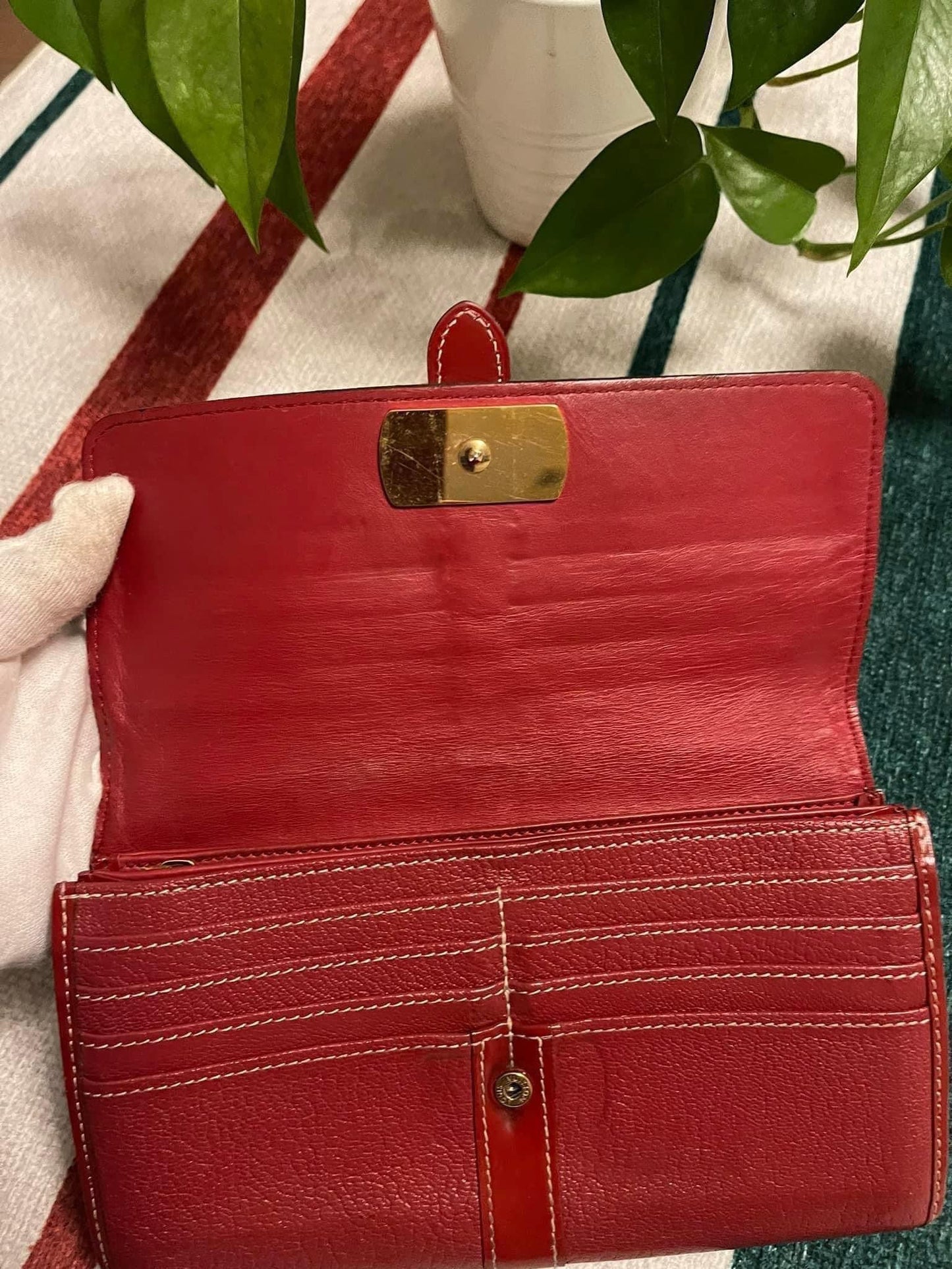 Red Suhali Leather Le Favori Wallet -YEAR 2009