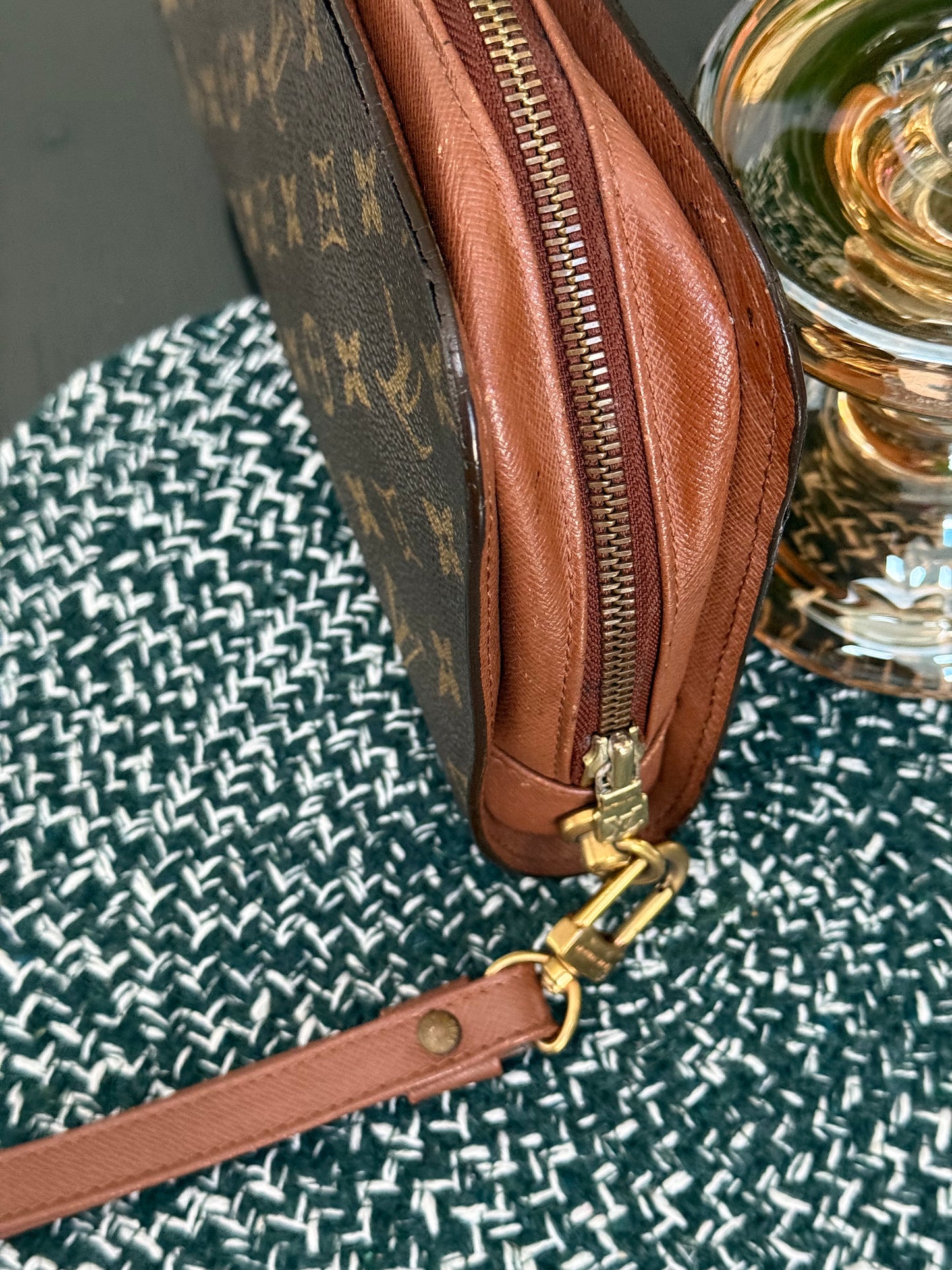 Orsay Clutch ๐๏ธ Year: 1997