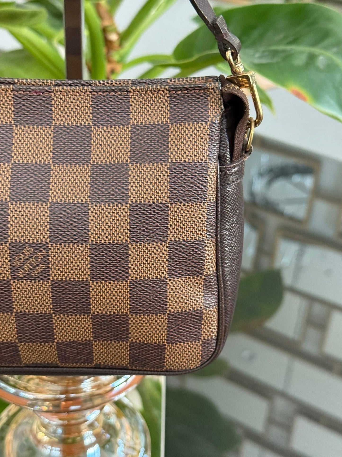 Damier Ebene Trousse Pochette - ๐
Year: 2008