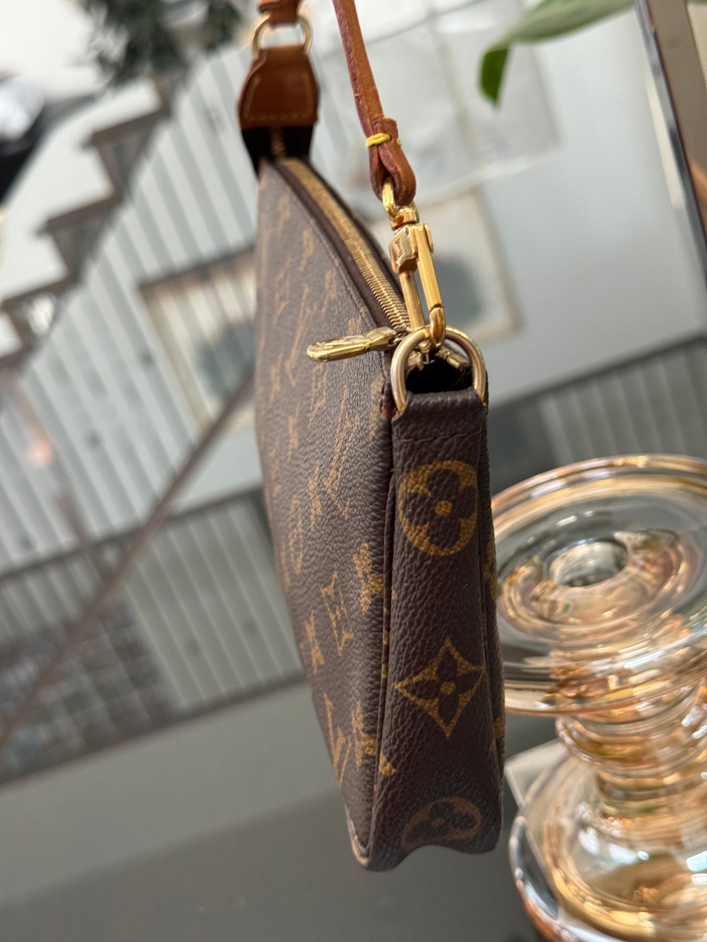 Pochette Accessories - ๐
Year: 1999
