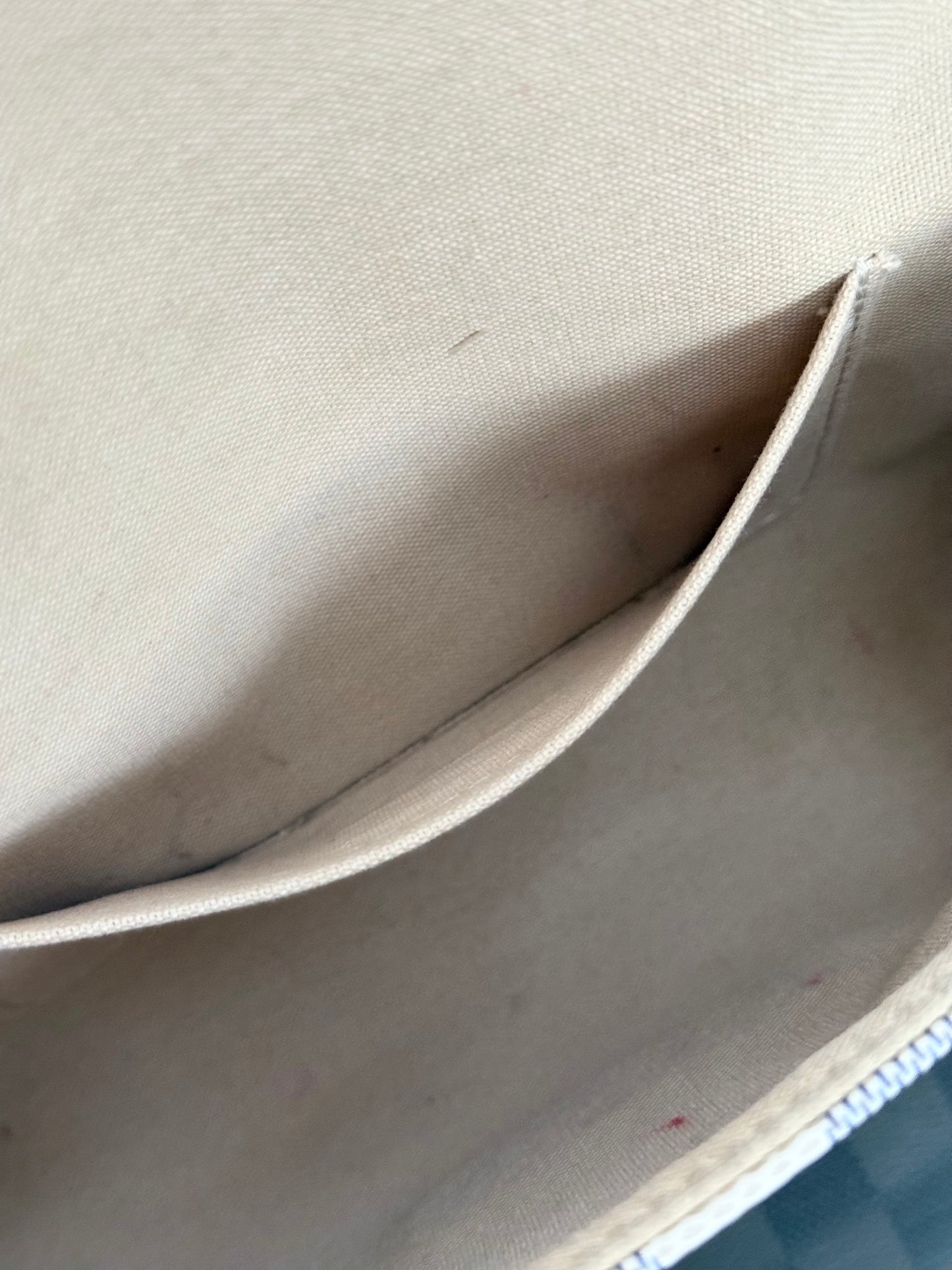Favorite MM in Azur with Dustbag, Insert Organizer, Box and Paper bag -Year: 2015