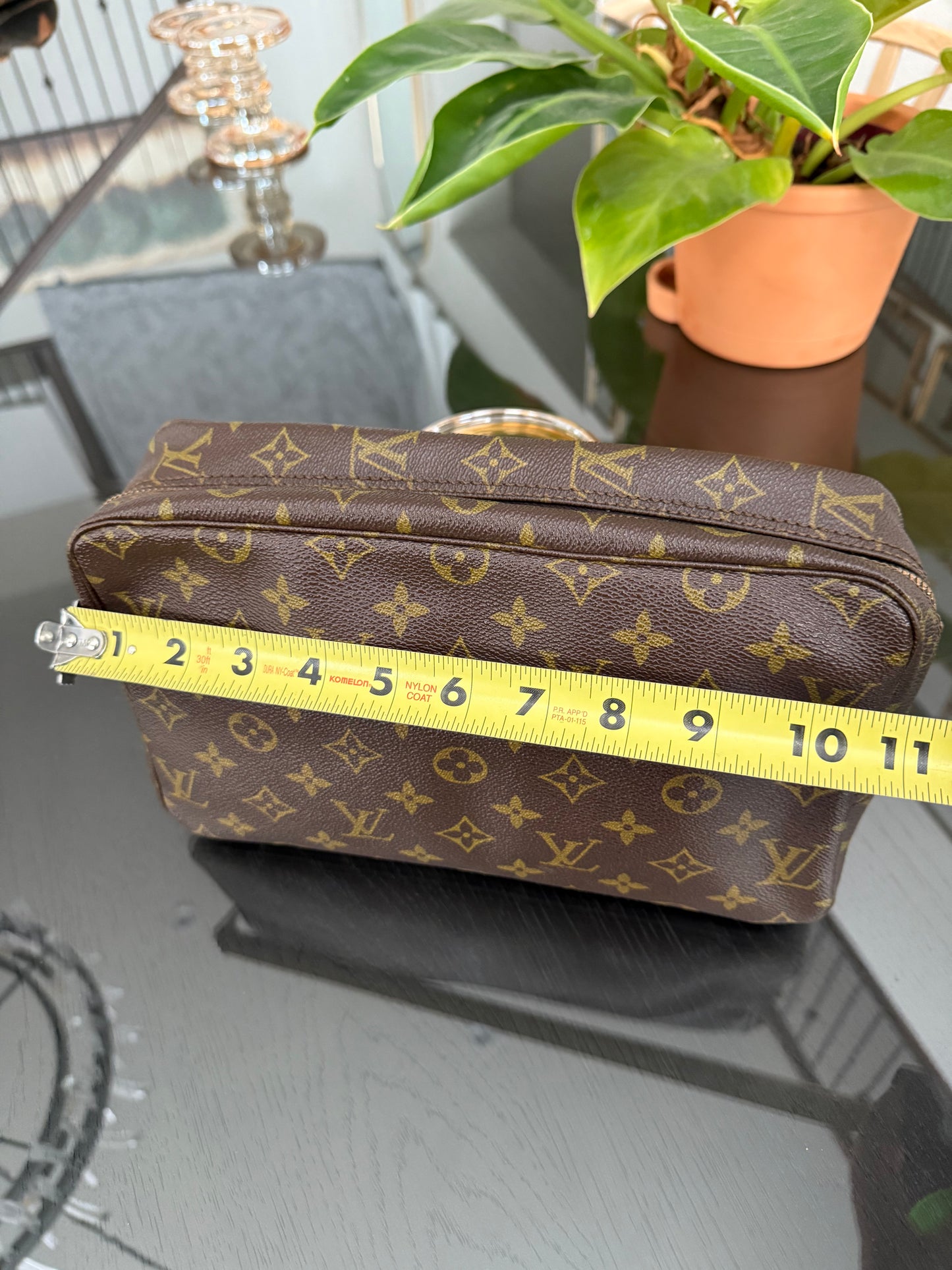 Trousse 28 -Pre Date Code