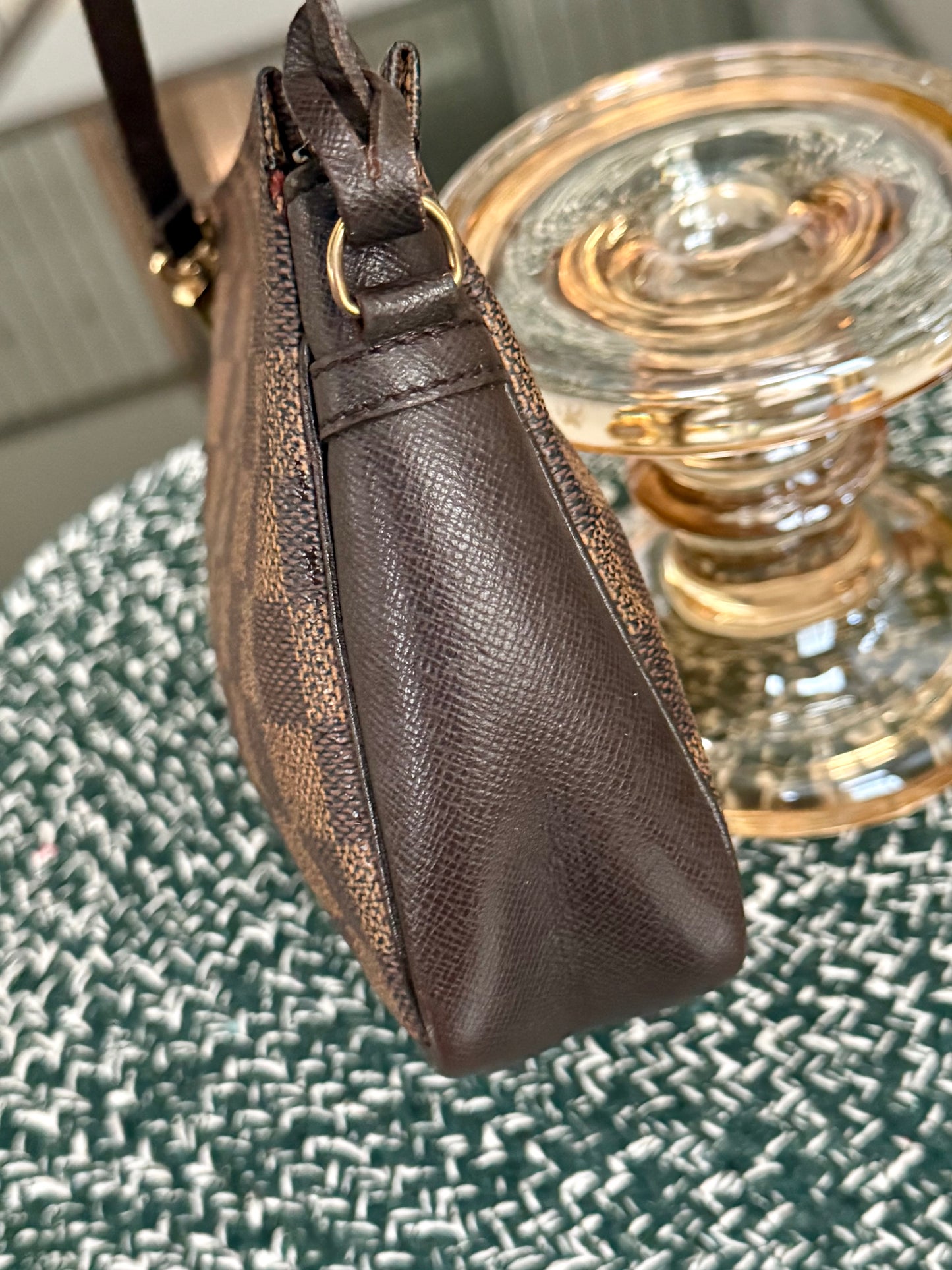 Damier Ebene Trousse Pochette with Insert Organizer - ๐
Year: 1998