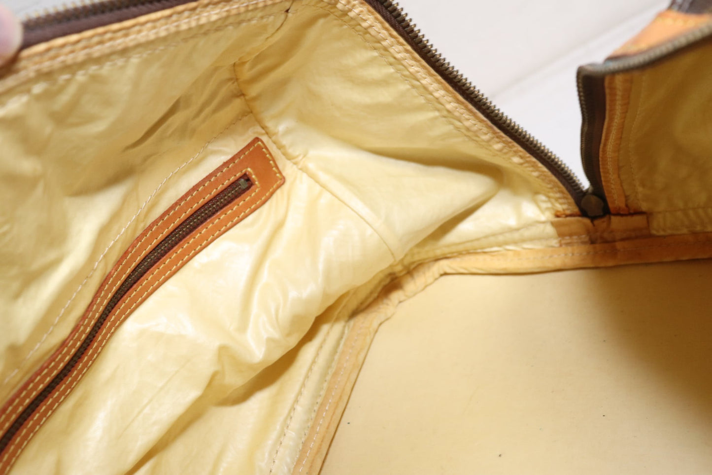 Sac Sport -๐๏ธ Year: Circa 80โs