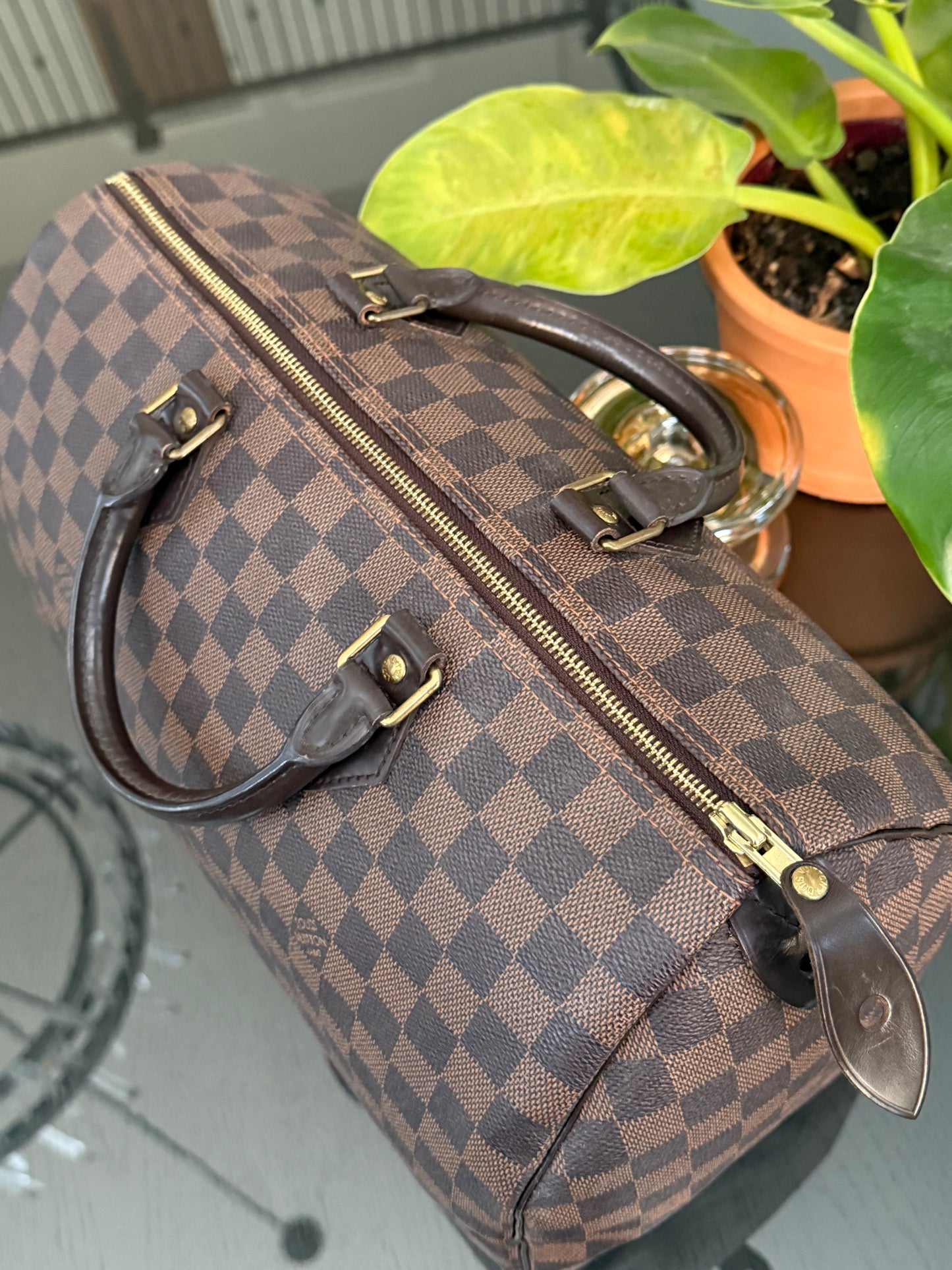 Speedy 35 with π Lock, Key, Dustbag and Insert Organizer-π
Year: 2012