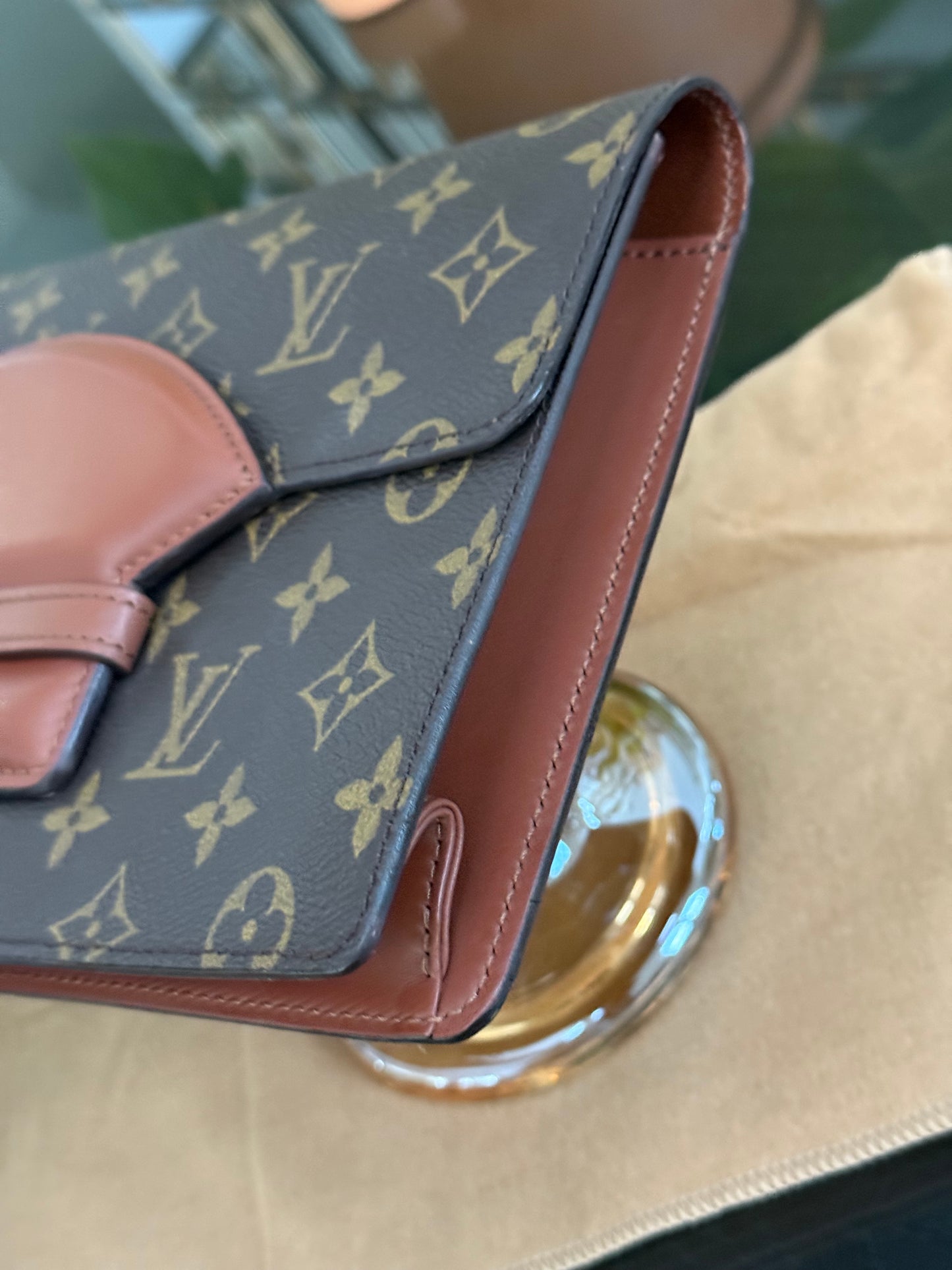 Chaillot Clutch w/ Dustbag 🗓️ Year: 1987