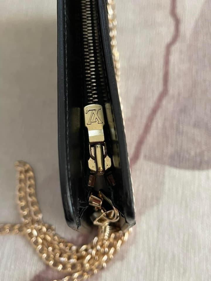 Pochette Homme Epi Converted to Crossbody -Year 1995