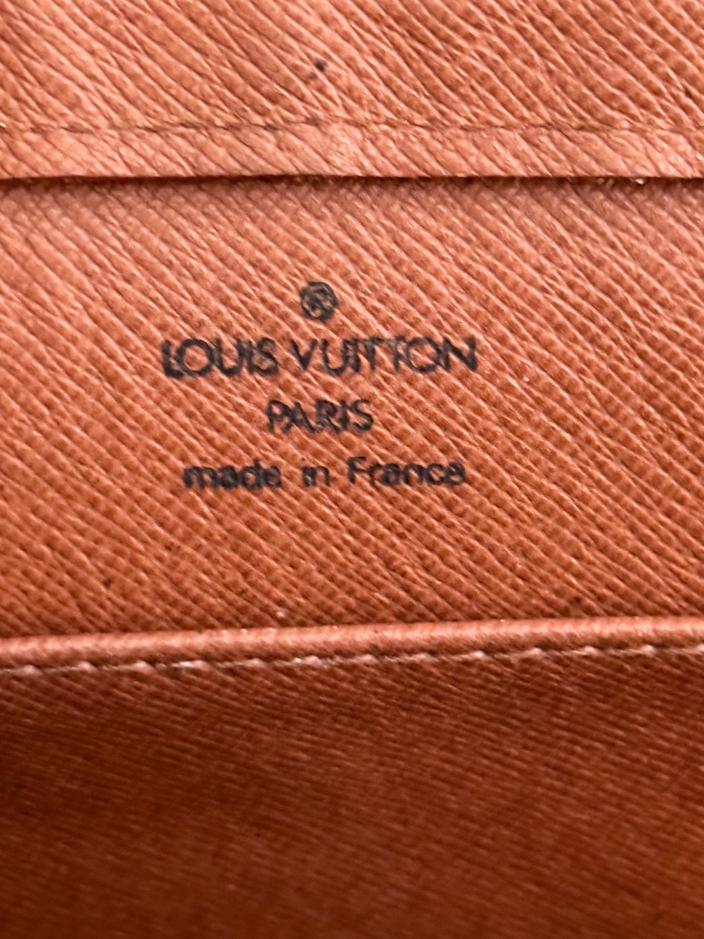 Orsay Clutch ๐๏ธ Year: 1997