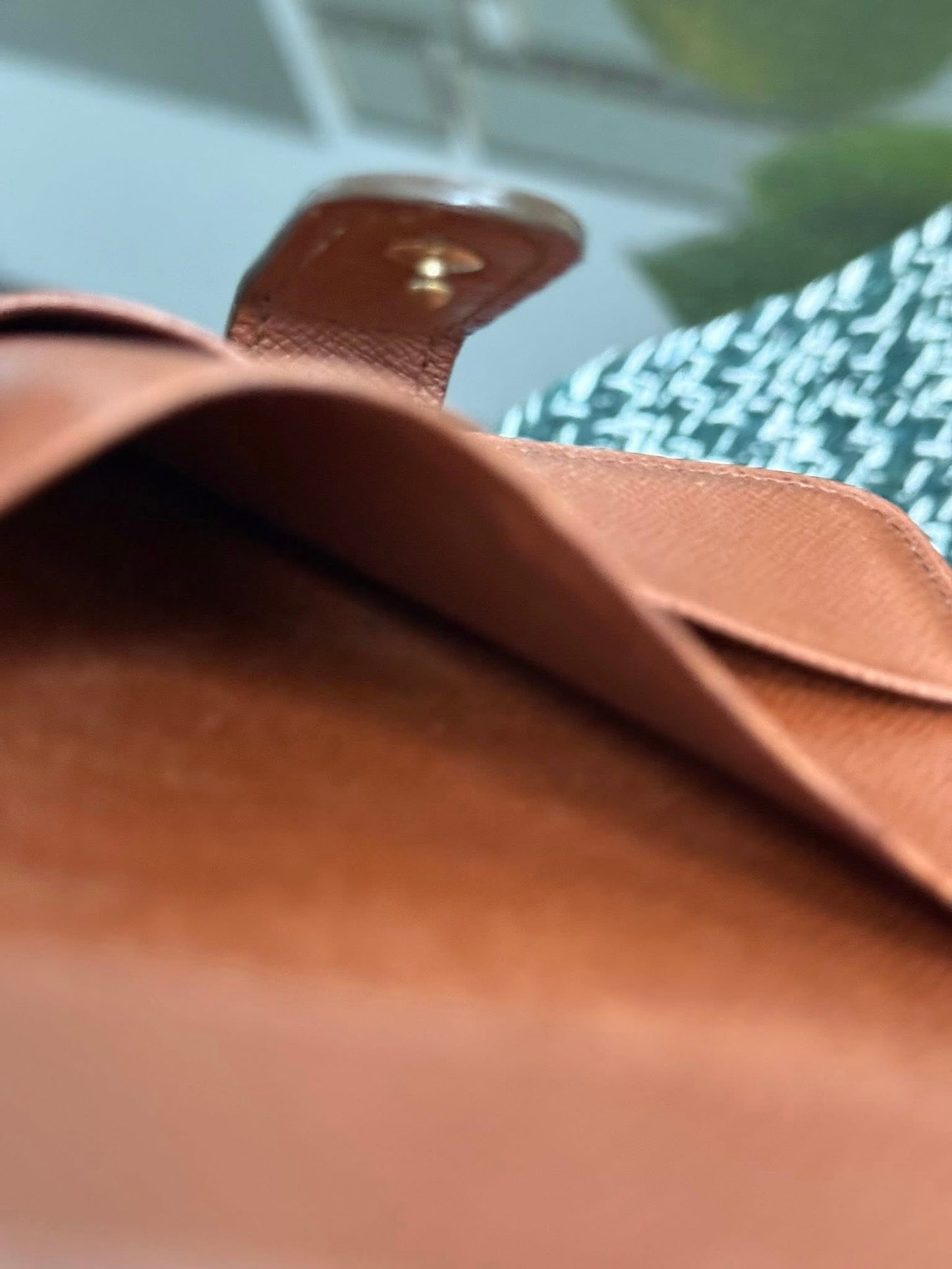 Monogram Zip Around Compact Wallet ๐๏ธ Year: 1999