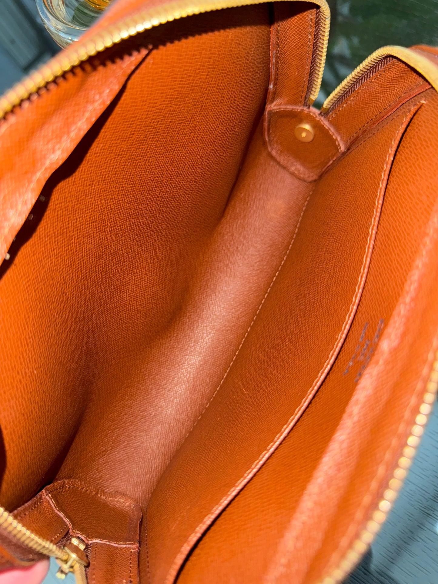 Orsay Clutch -
🗓️ Year: 2001