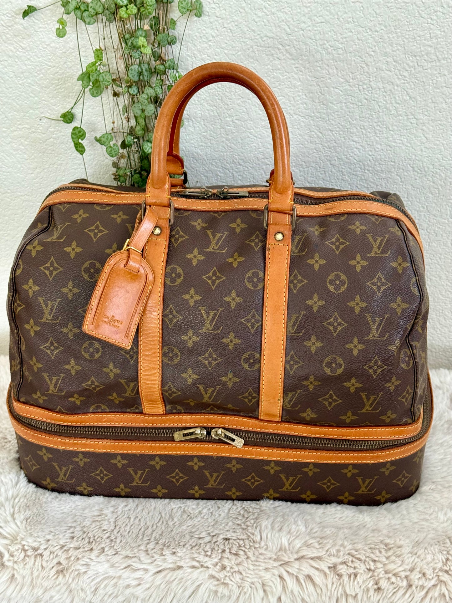 Sac Sport -๐๏ธ Year: Circa 80โs