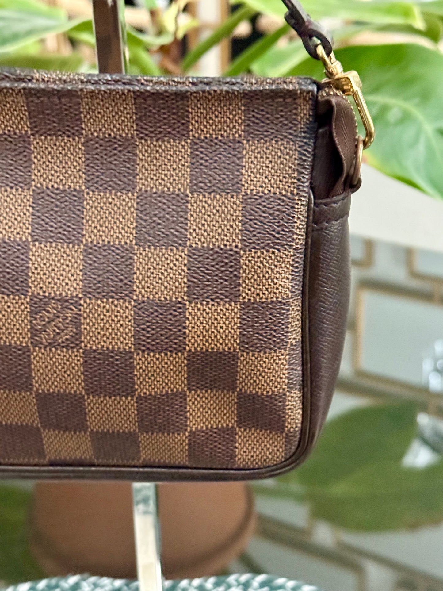 Damier Ebene Trousse Pochette with Insert Organizer - ๐
Year: 1998