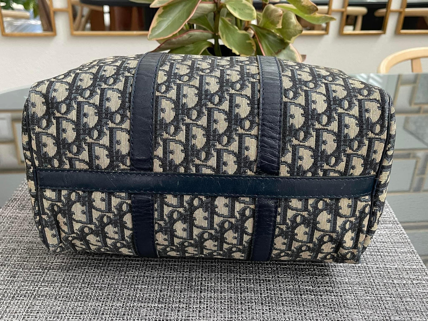 CD Trotter Vintage Boston Bag -Size: 25