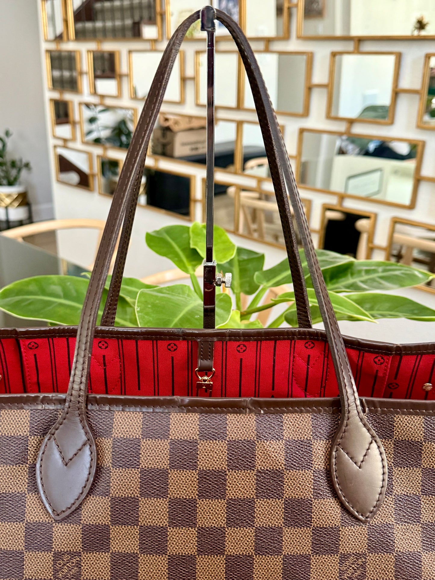 Neverfull GM in DE with Dustbag 🗓️ Year: 2009
