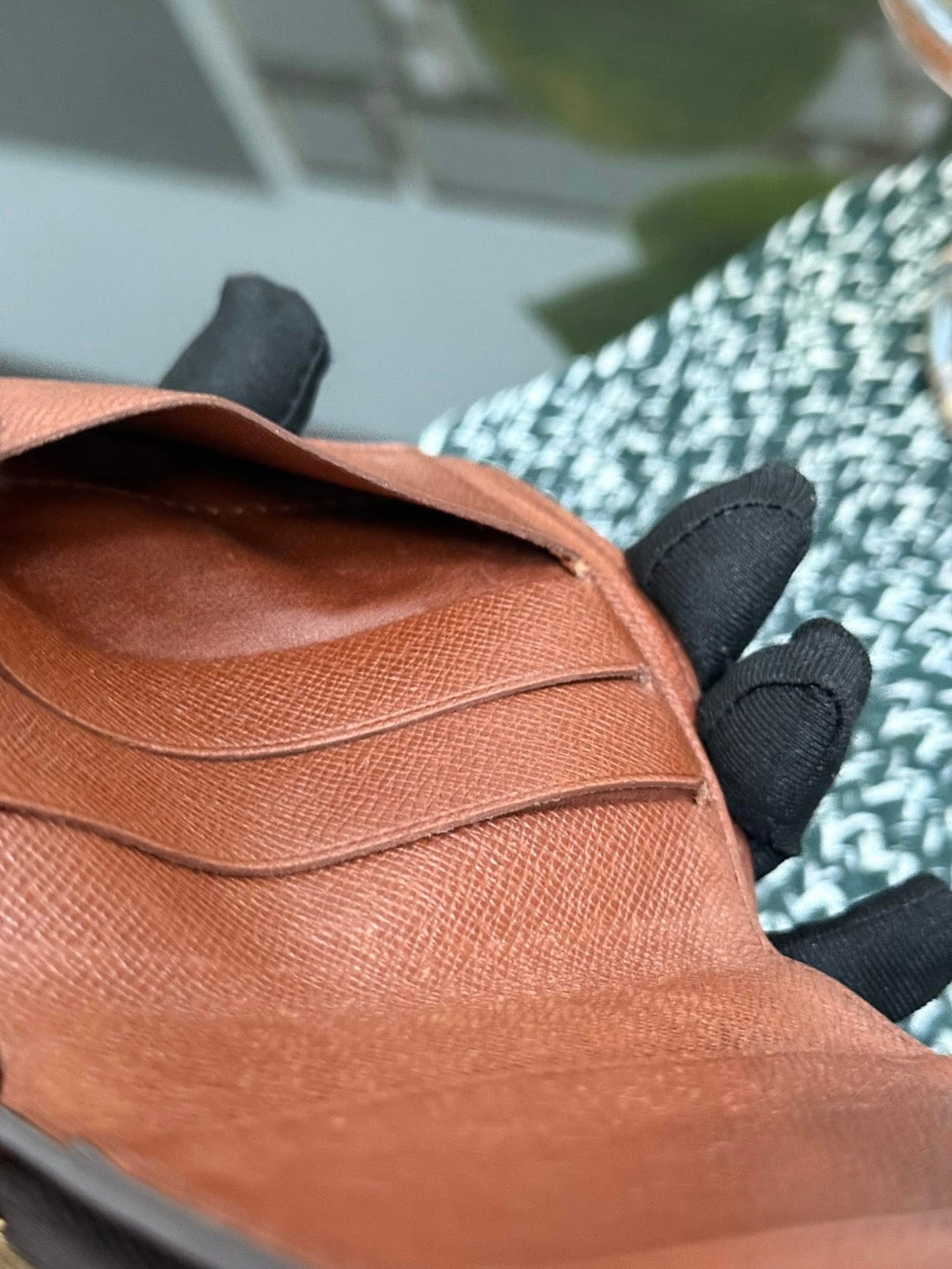 Monogram Zip Around Compact Wallet ๐๏ธ Year: 1999