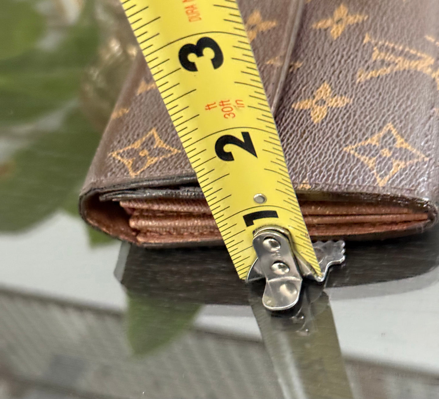 Sarah Wallet with 10 Cardholders 🗓️ Year: 2008