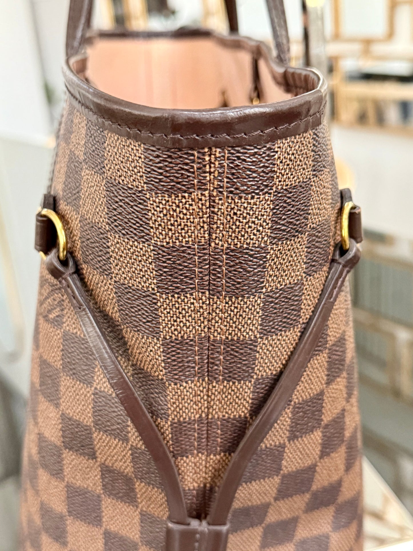 Neverfull MM in Rose Ballerine DE with Dustbag 🗓️ Year: 2016