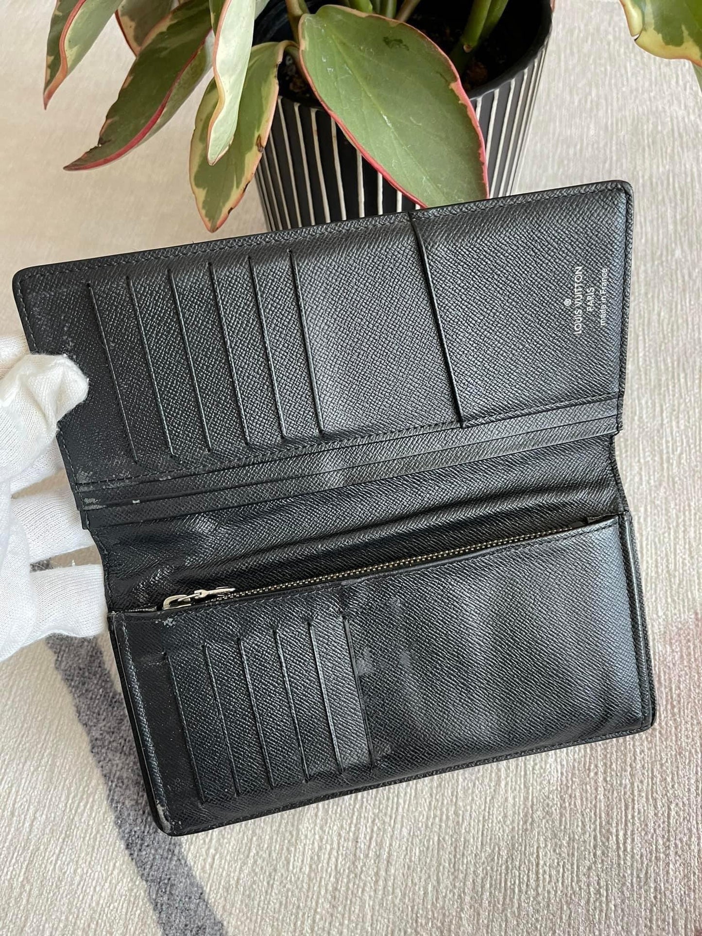 Brazza Wallet in Damier Graphite -Year 1999