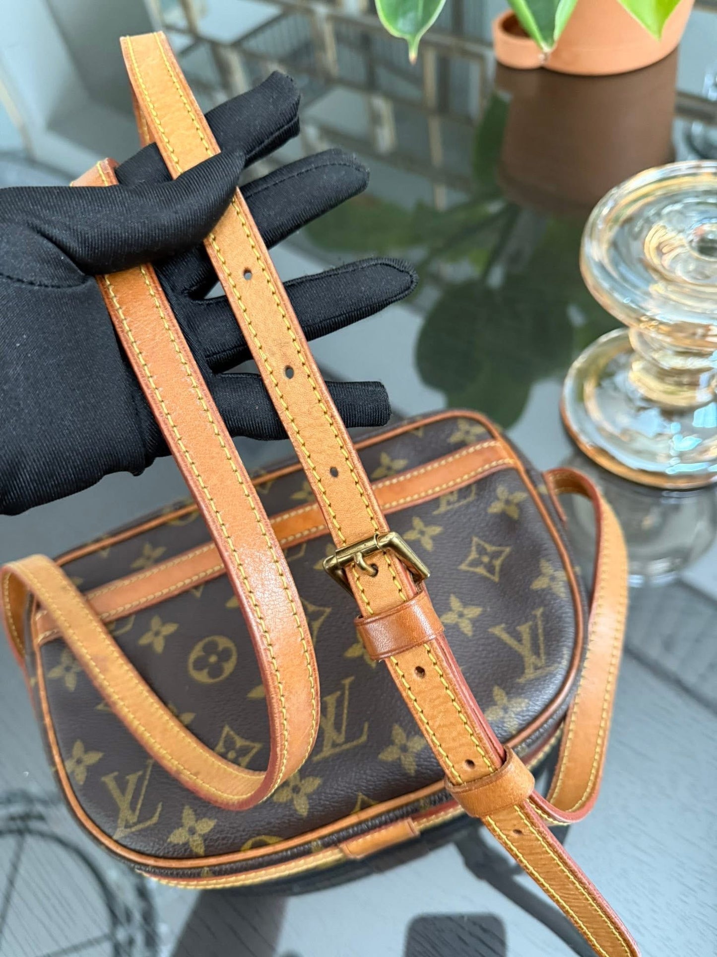 Jeaunefille PM Crossbody - π
Year: 1995