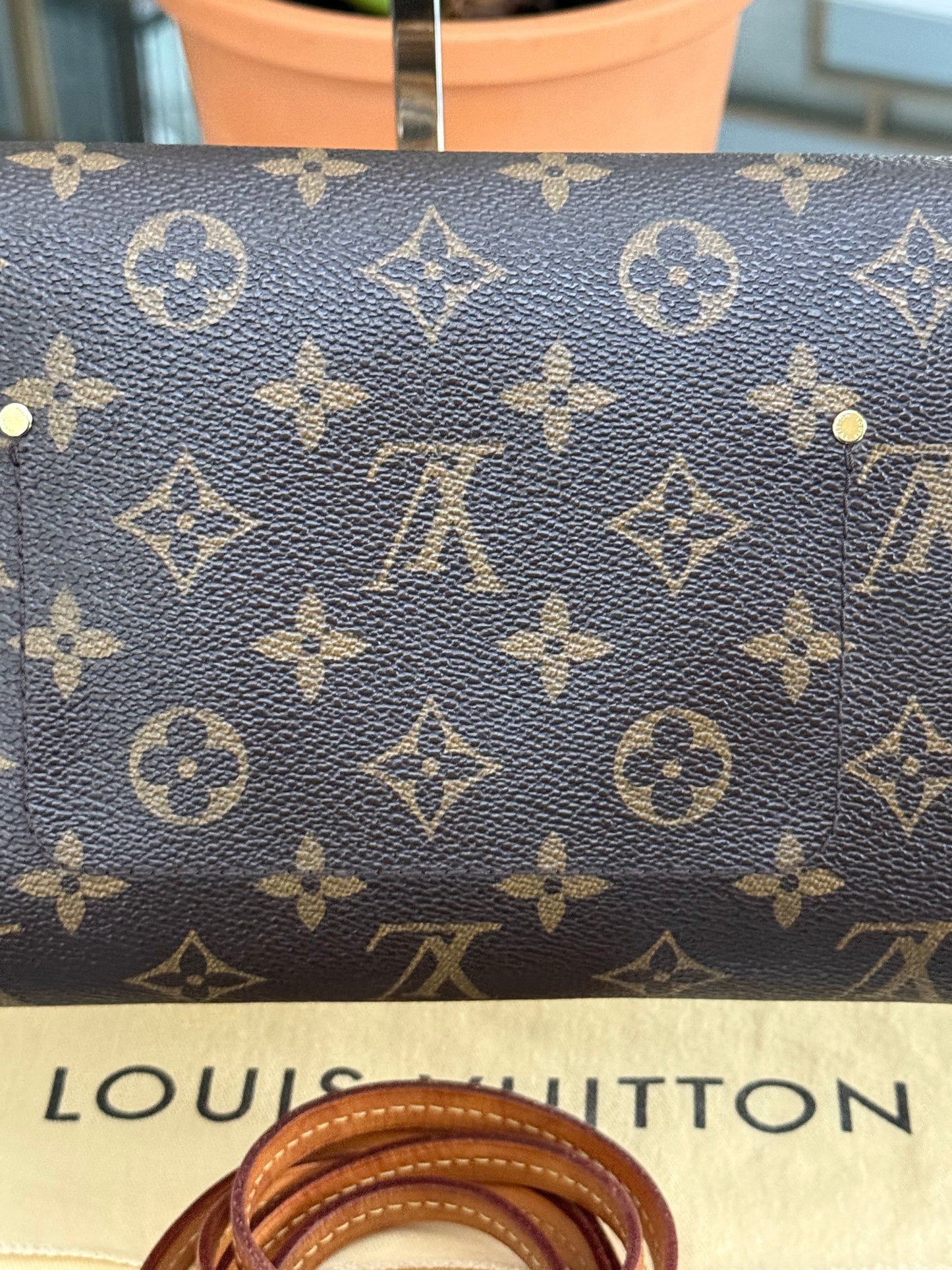 Favorite MM in Monogram with Dustbag, Box and Paper Bag -๐๏ธ Year: 2016