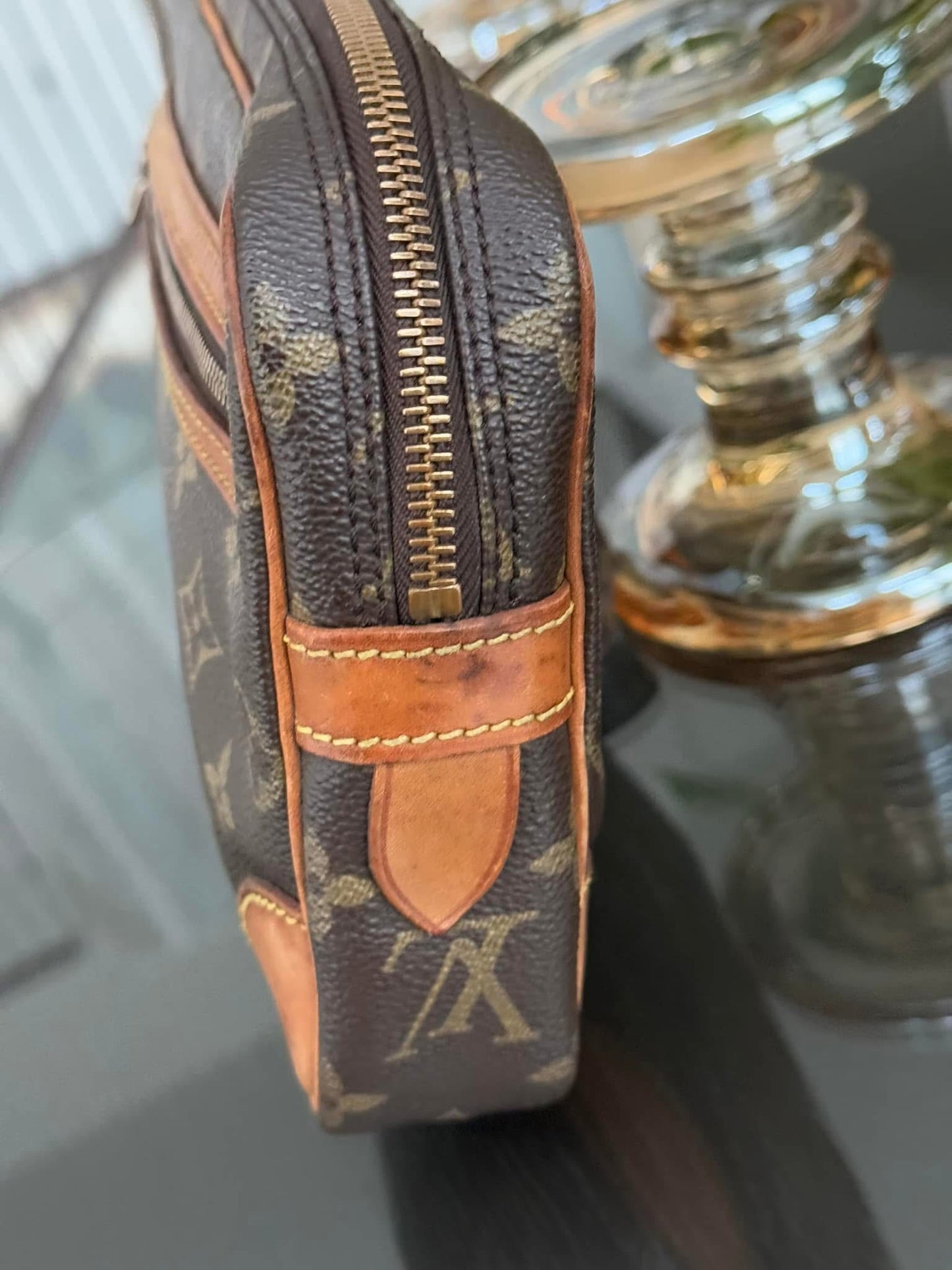Marley Dragonne Clutch
๐๏ธ Year: 1986