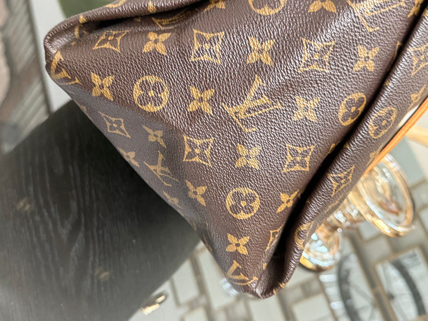 Artsy MM with Dustbag, Insert Organizer and Non branded Scarf - 📅 Year: 2010
