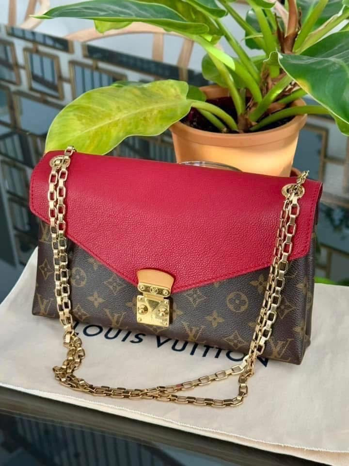 Pallas Chain in Cherry with Dustbag -๐๏ธ Year: 2015