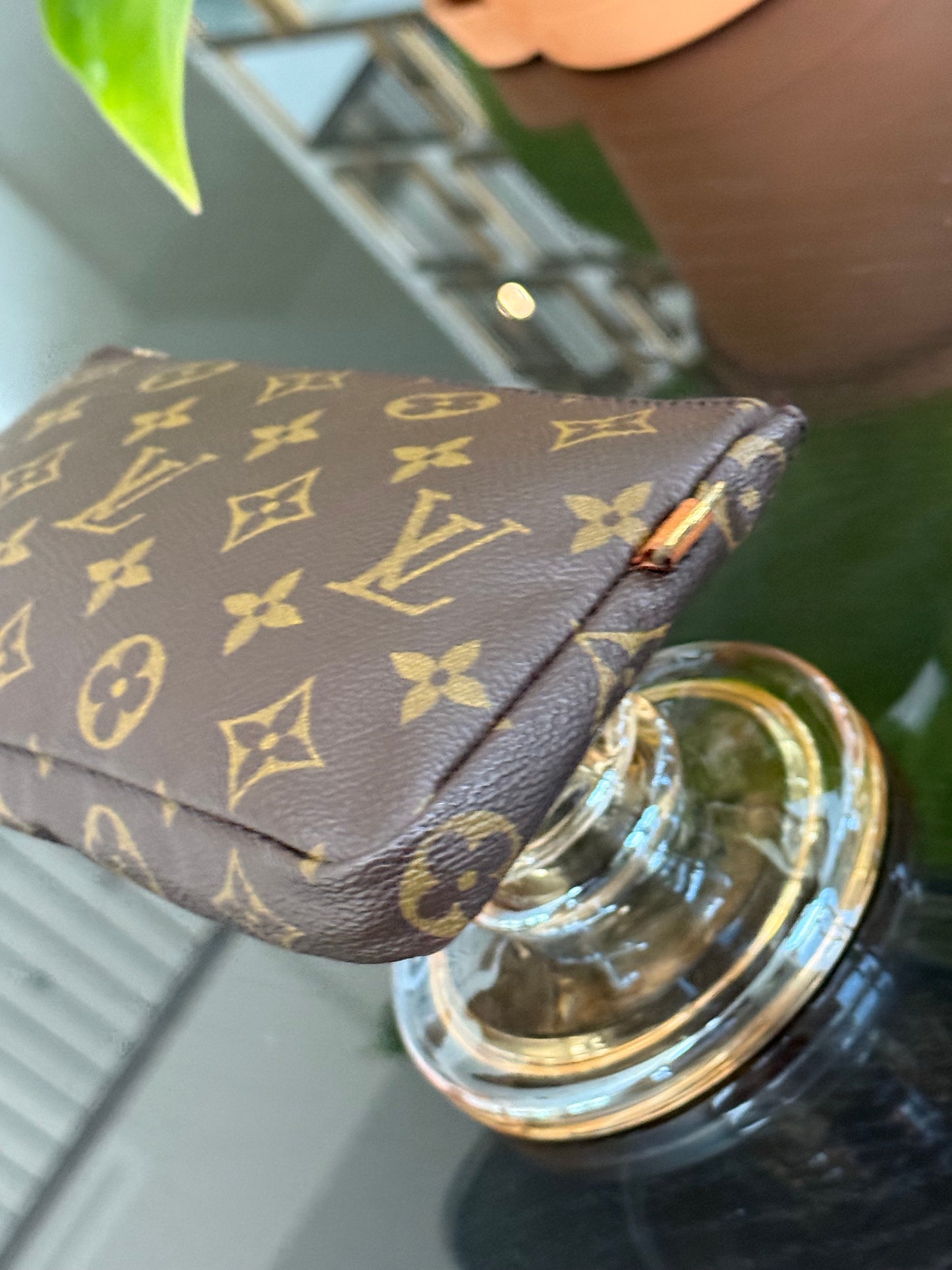 Sac Shopping Pouch with Generic Gold Strap