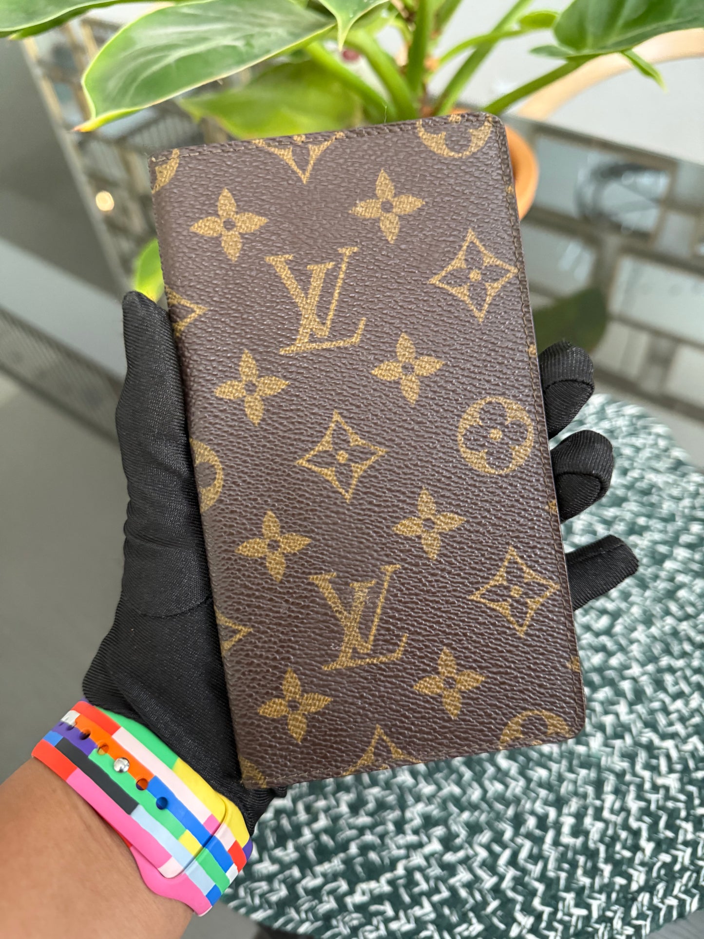 Vintage Checkbook Holder in Monogram 🗓️ Year: 1989