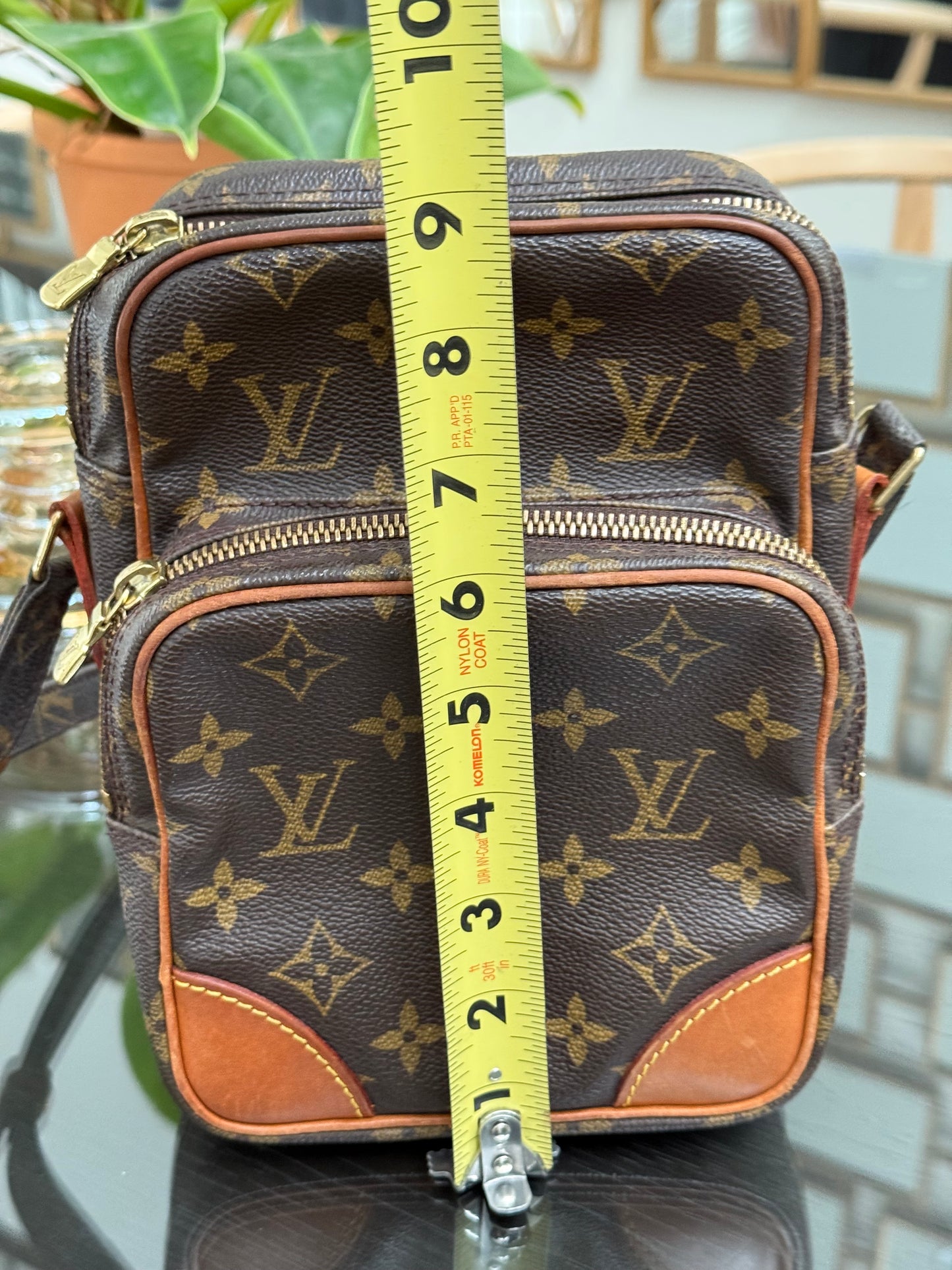 Amazon Crossbody Bag -Year: 1999