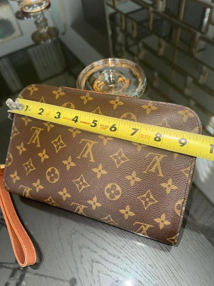 Orsay Clutch -
๐๏ธ Year: 1998