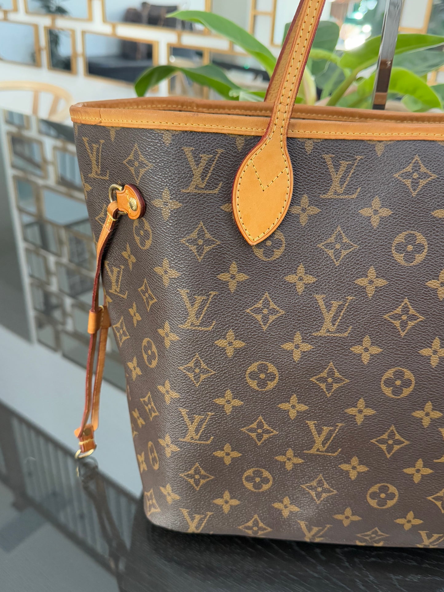 Neverfull MM with Dustbag and Insert Organizer -๐๏ธ Year: 2011