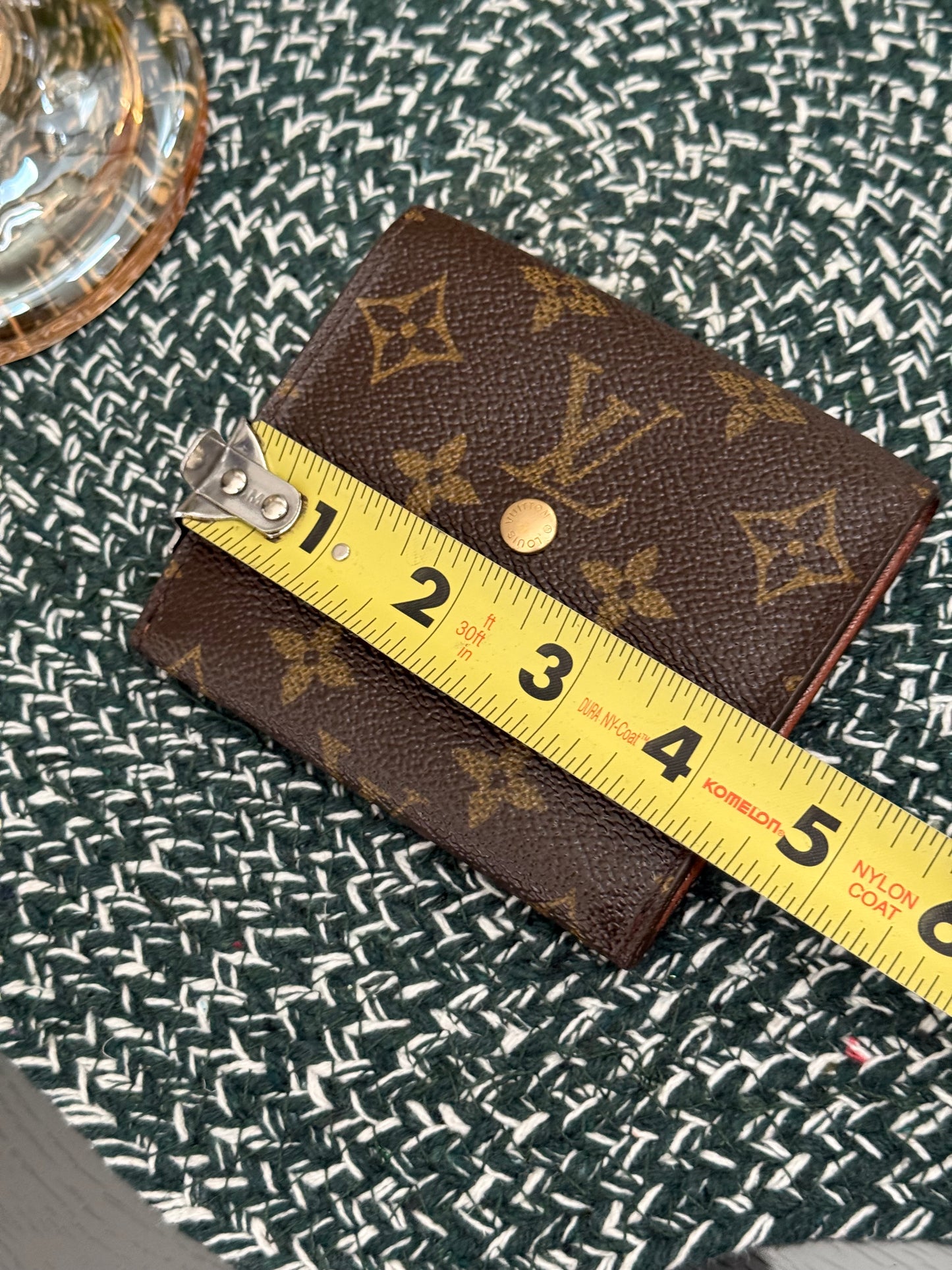 Monogram Elise Trifold Compact Wallet ๐๏ธ Year: 1999