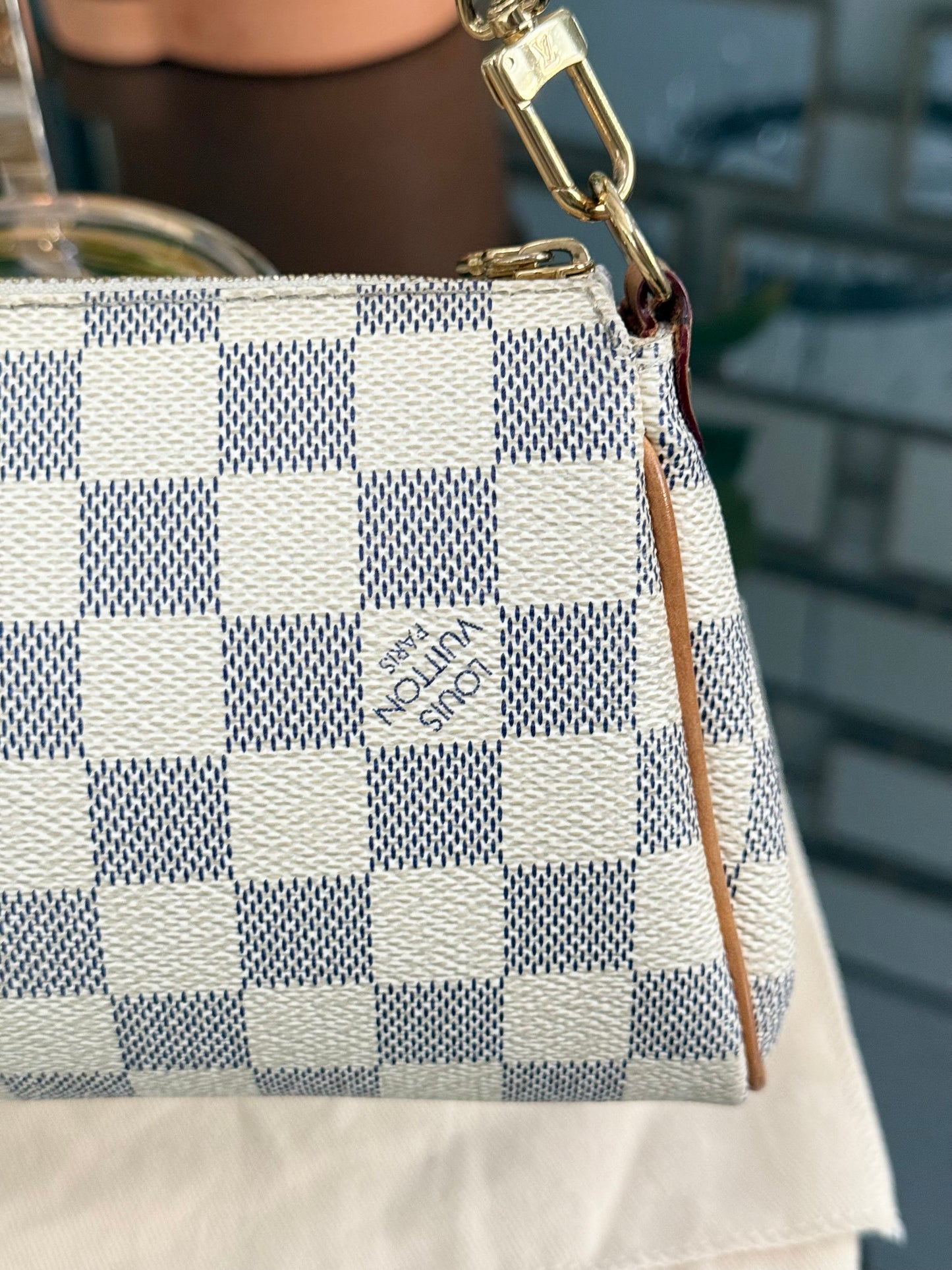 Eva Clutch in Azur with Dustbag and box ๐๏ธ Year: 2010