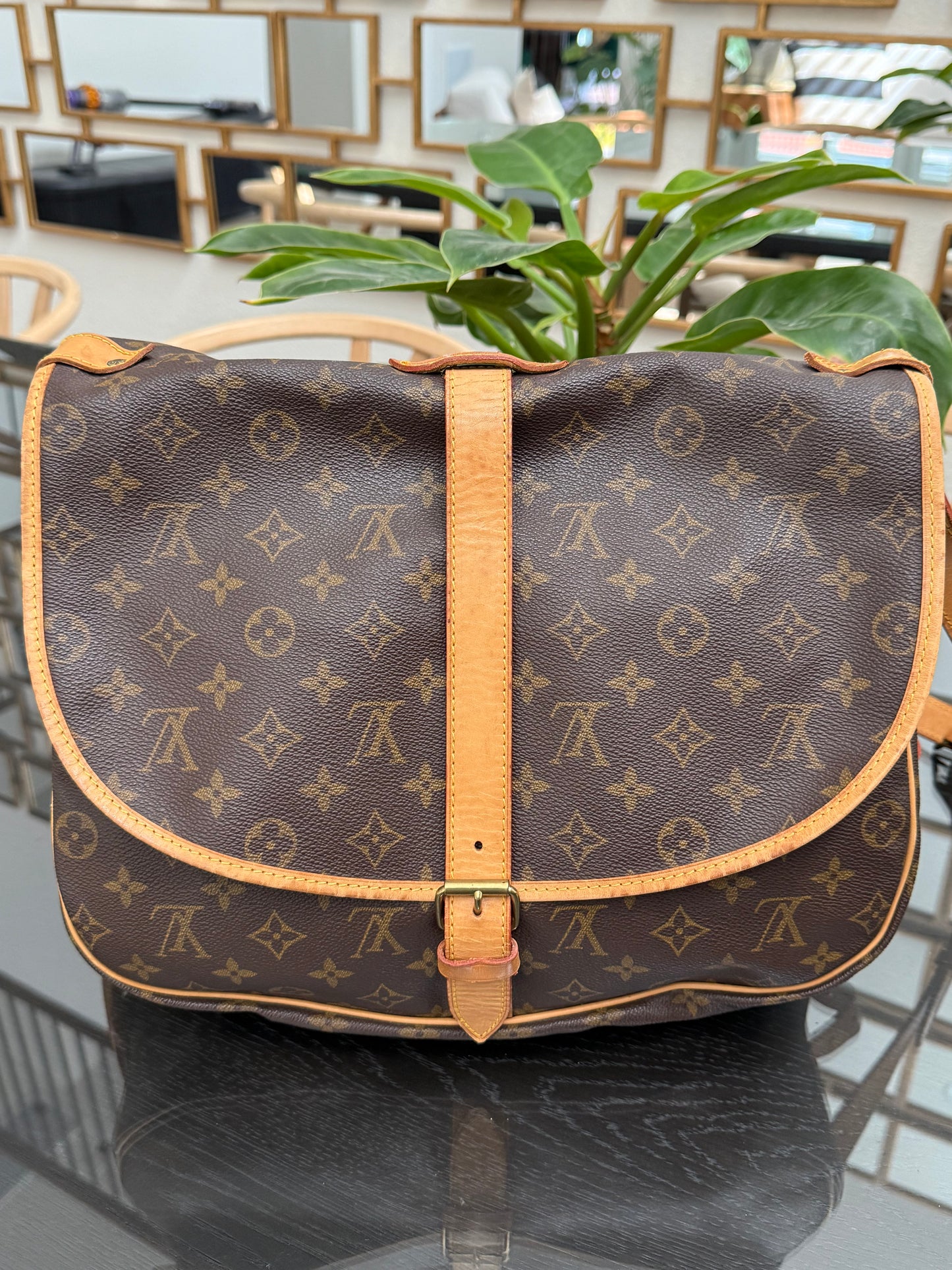 Saumur 35 Crossbody -๐๏ธ Year: 1992