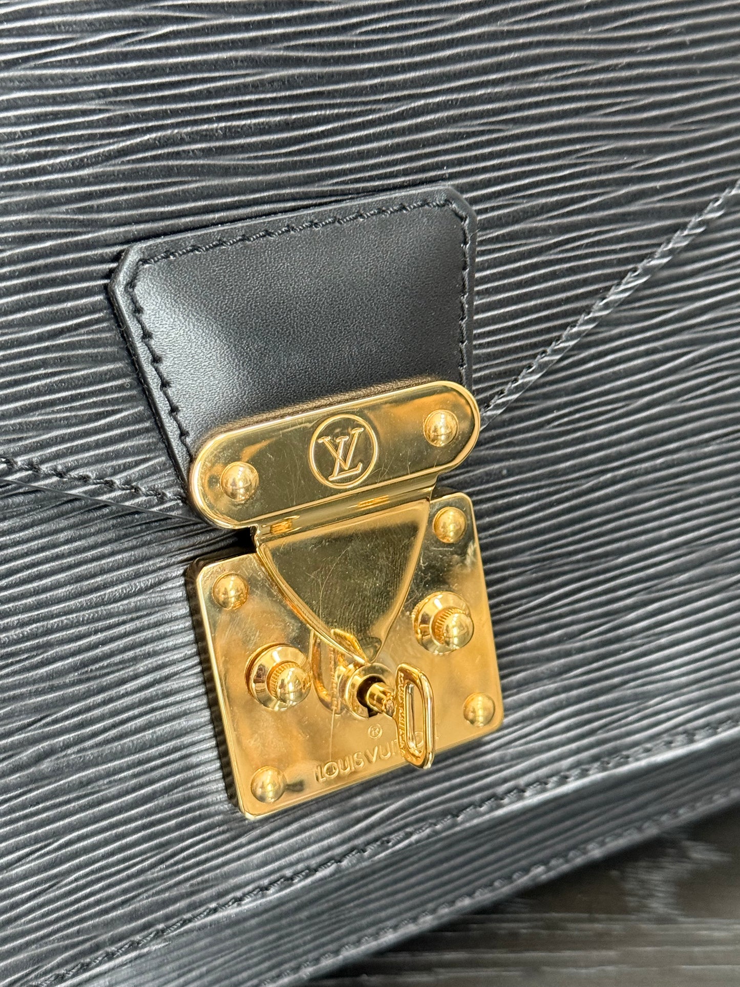 Epi Black Monceau 28 Crossbody 2 Way Bag - 📅 Year: 1997