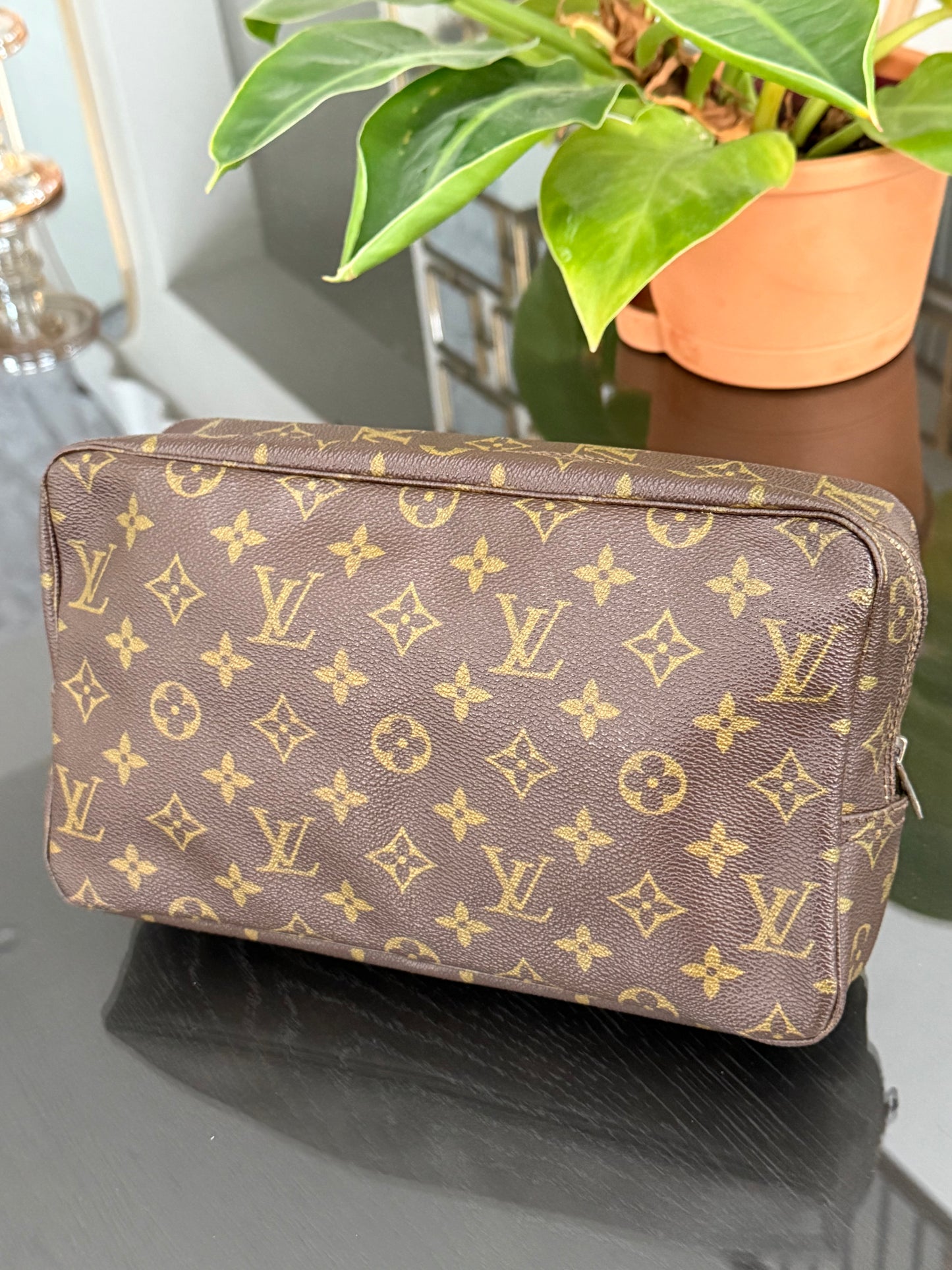 Trousse 28 -Pre Date Code