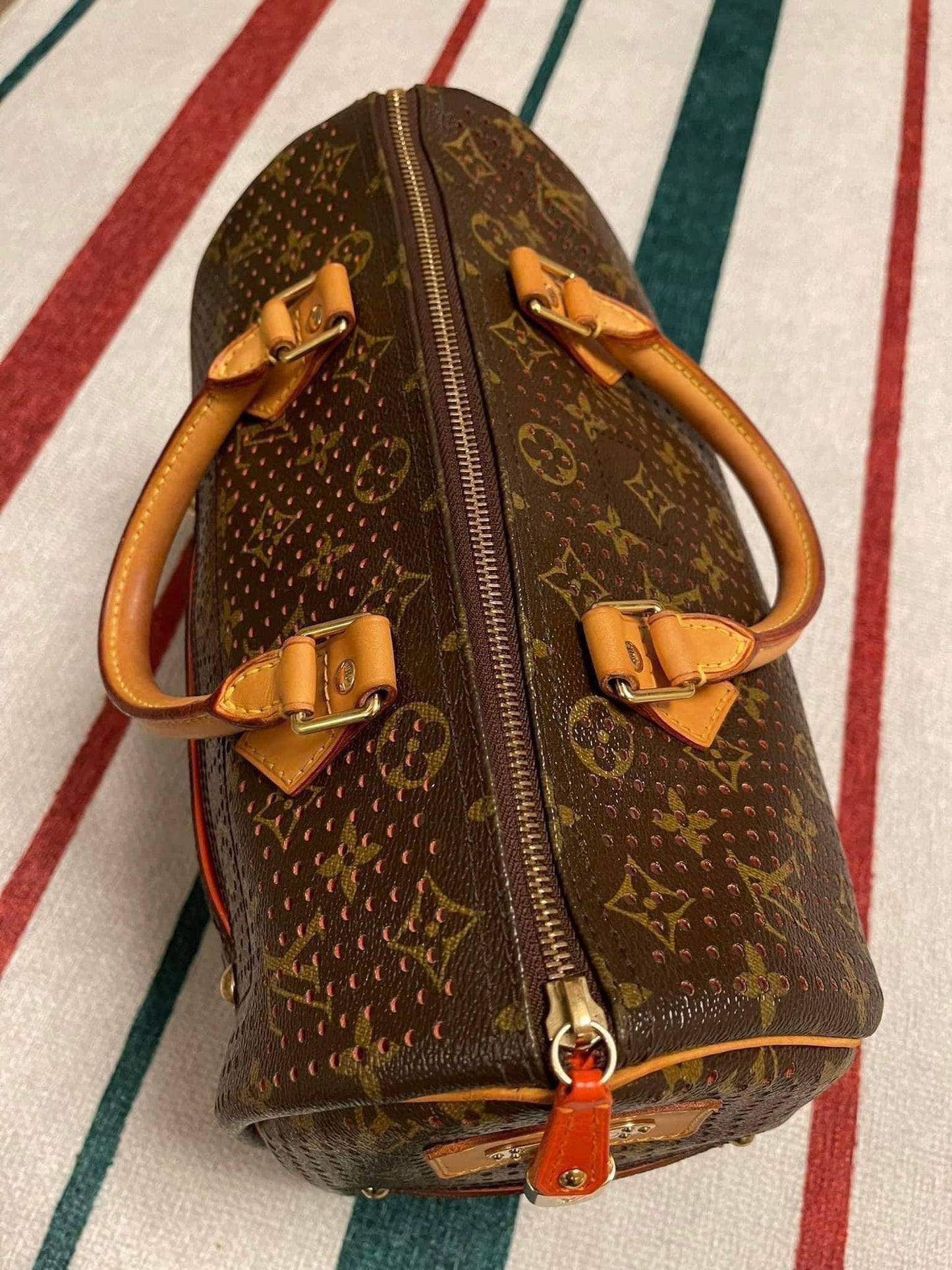Speedy 30 Orange PERFORATED LIMITED EDITION - ๐๏ธ Year: 2006