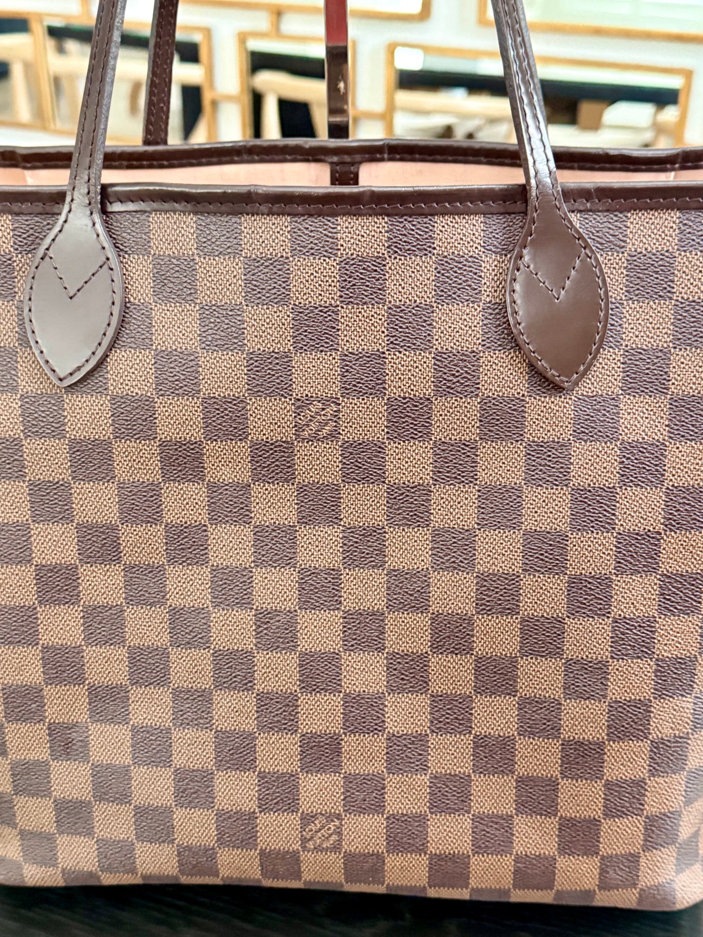 Neverfull MM in Rose Ballerine DE with Dustbag 🗓️ Year: 2016