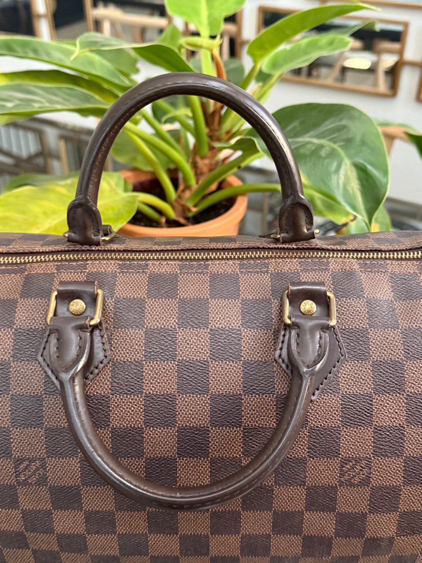 Speedy 35 with π Lock, Key, Dustbag and Insert Organizer-π
Year: 2012