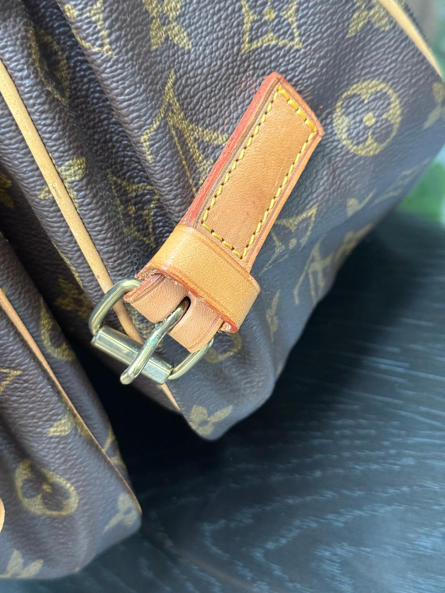 Saumur 35 Crossbody -๐๏ธ Year: 1992