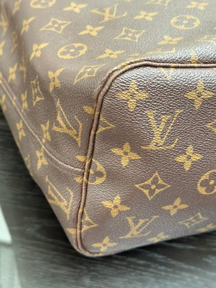 Neverfull MM with Dustbag π
Year: 2007