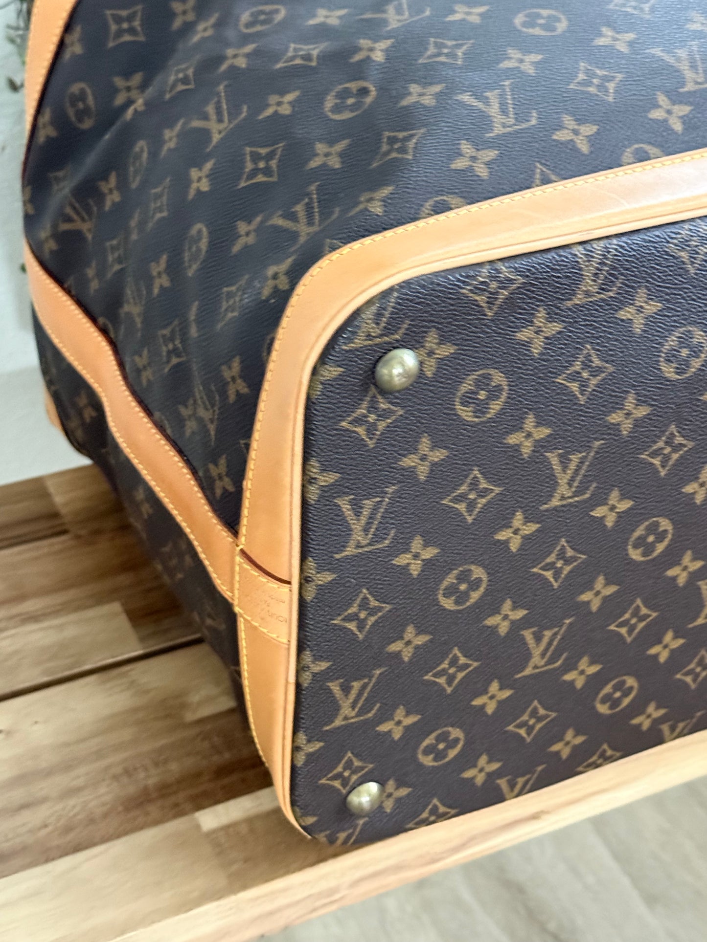 Cruiser 45 with Luggage tag and poignet ποΈ Year: 1999