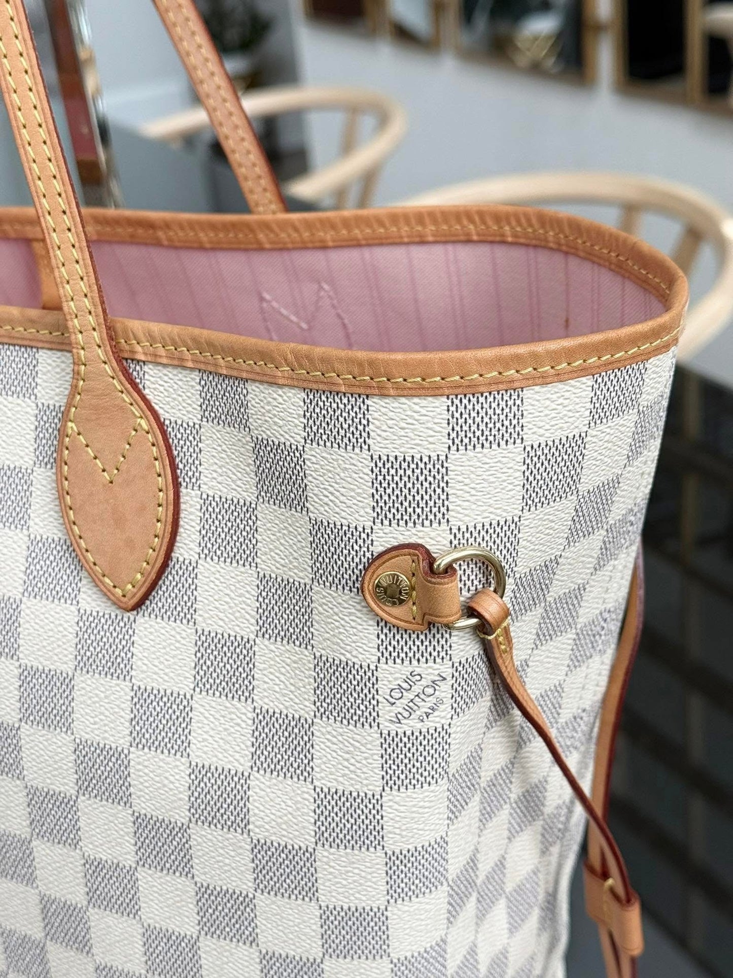 Neverfull MM in Rose Ballerine w/ Dustbag, Receipt and Insert Organizer -ποΈ Microchip