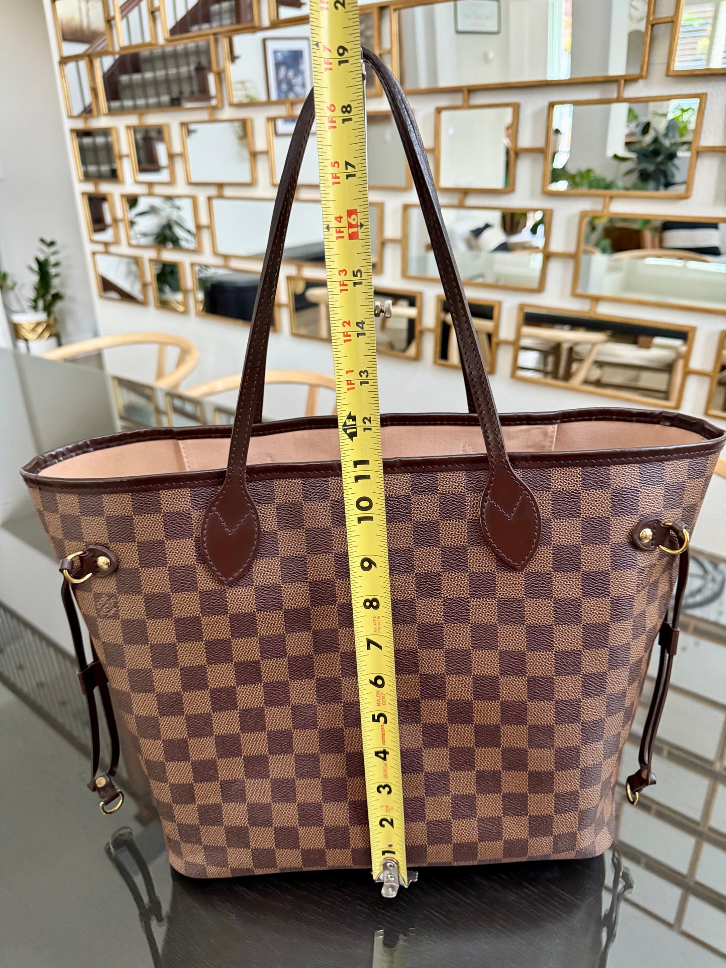 Neverfull MM in Rose Ballerine DE with Dustbag 🗓️ Year: 2016