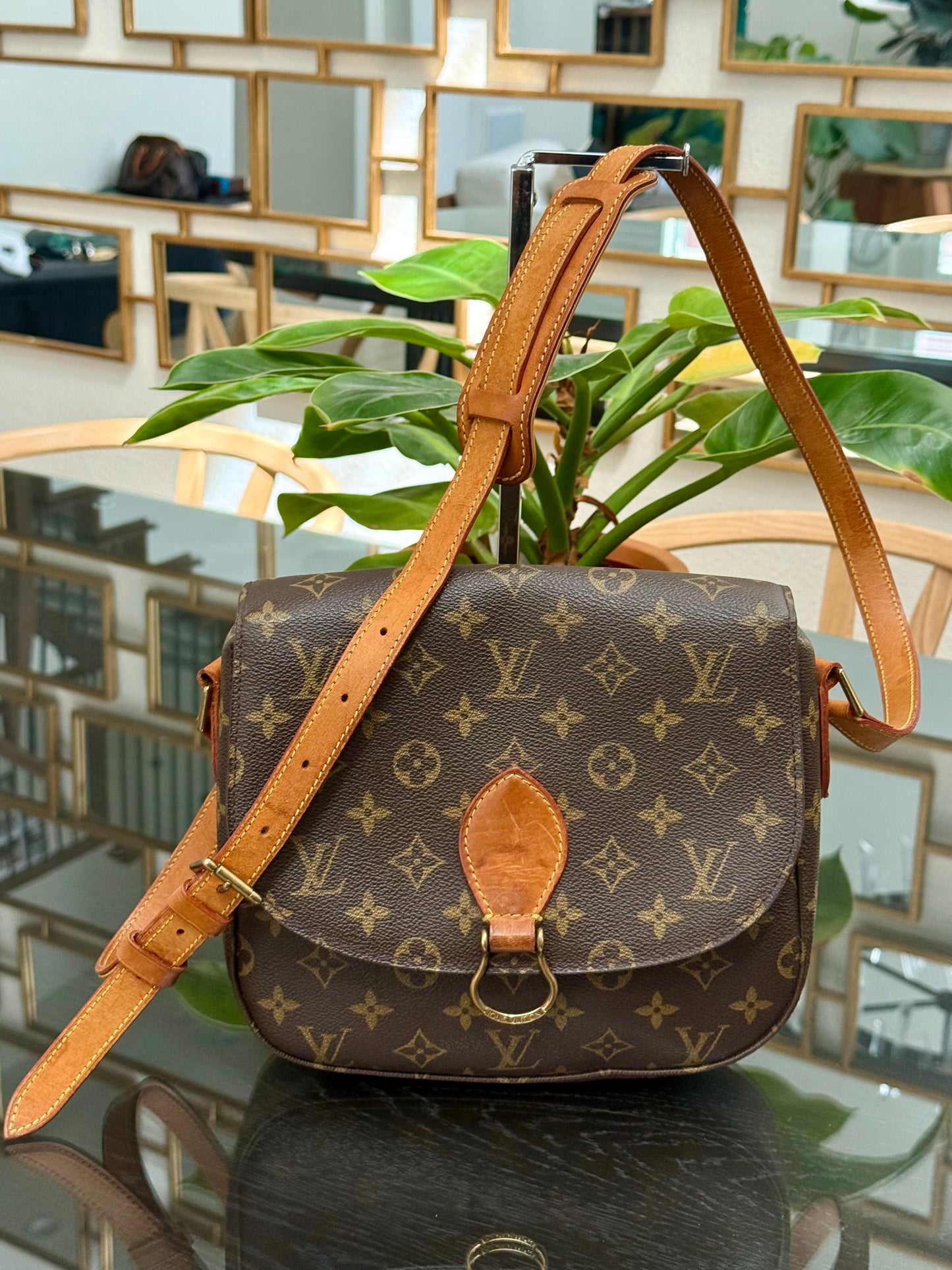 St.Cloud GM Crossbody 🗓️ Year:2000