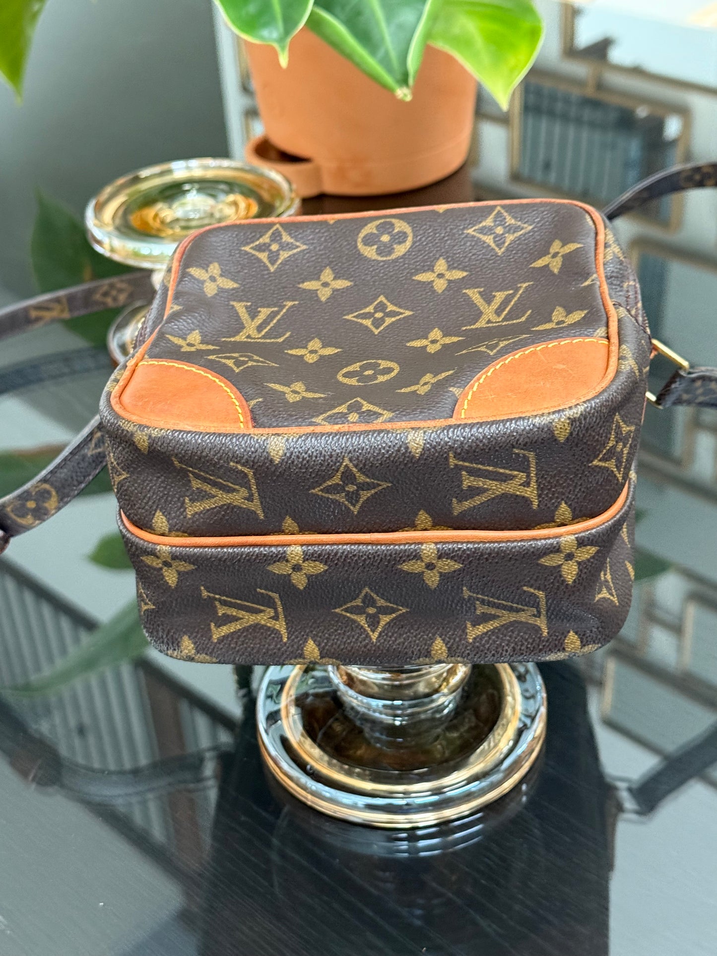 Amazon Crossbody Bag -Year: 1999